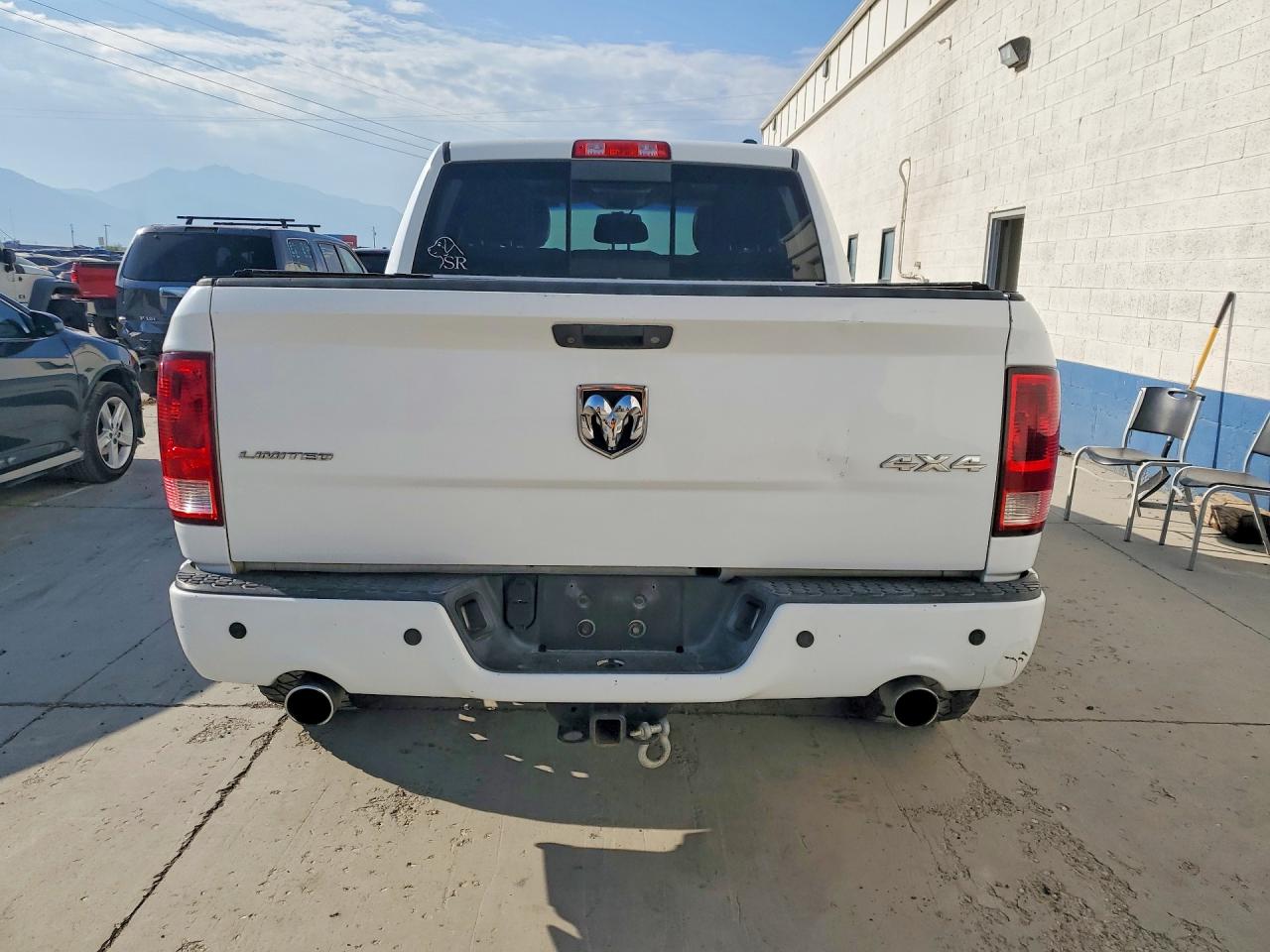 2012 Dodge Ram 1500 Longhorn Белый vin: 1C6RD7PT2CS295087