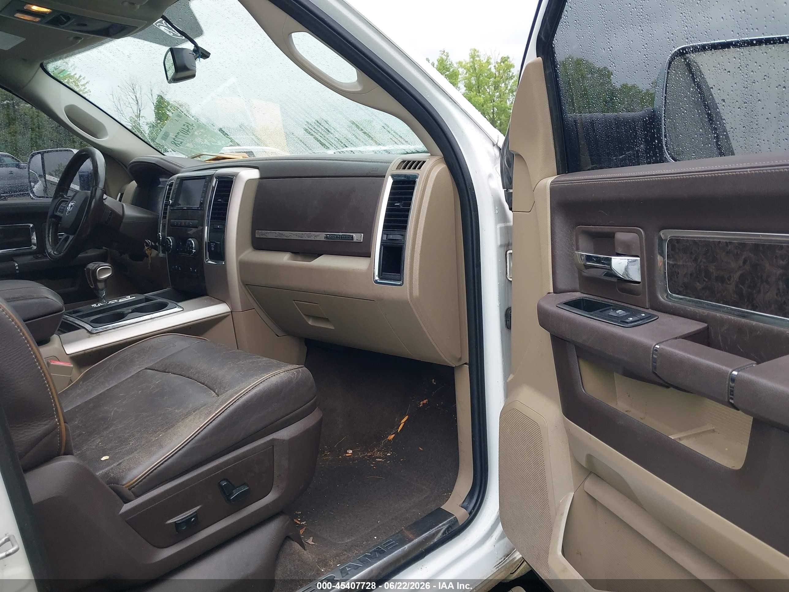 2012 Ram 1500 Laramie Longhorn Белый vin: 1C6RD7PT5CS250273