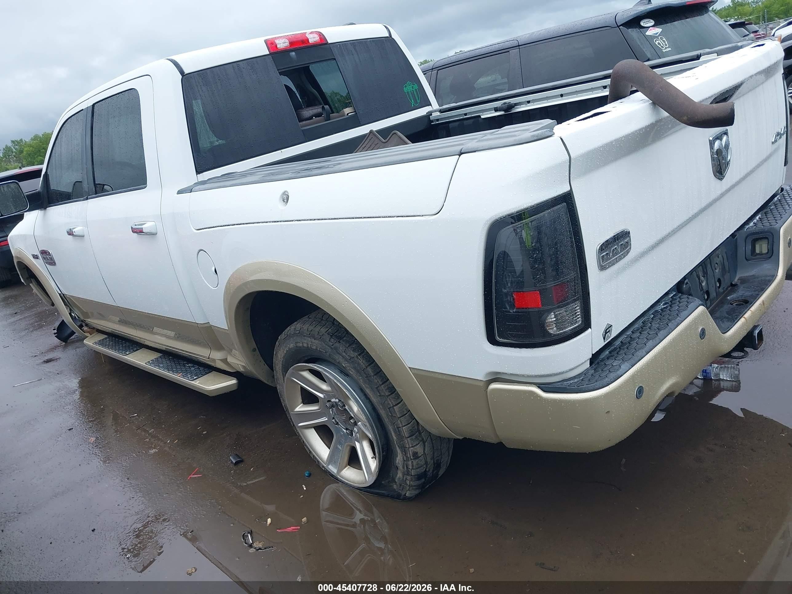 2012 Ram 1500 Laramie Longhorn Белый vin: 1C6RD7PT5CS250273