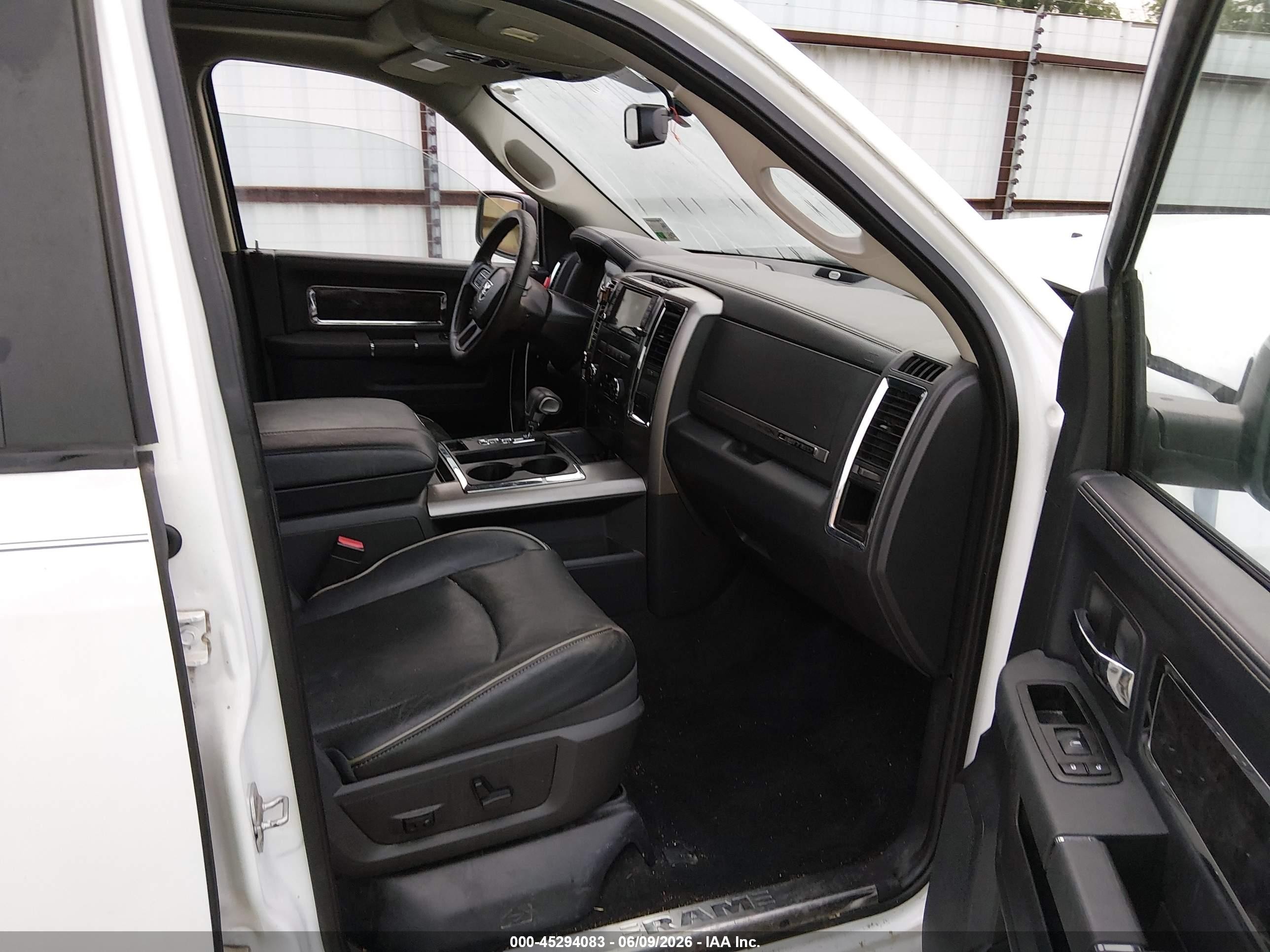 2012 Ram 1500 Laramie Longhorn/limited Edition Белый vin: 1C6RD7PT5CS348333