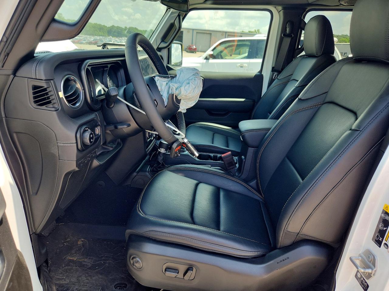 2025 Jeep Gladiator Sport Белый vin: 1C6RJTAG9SL522345