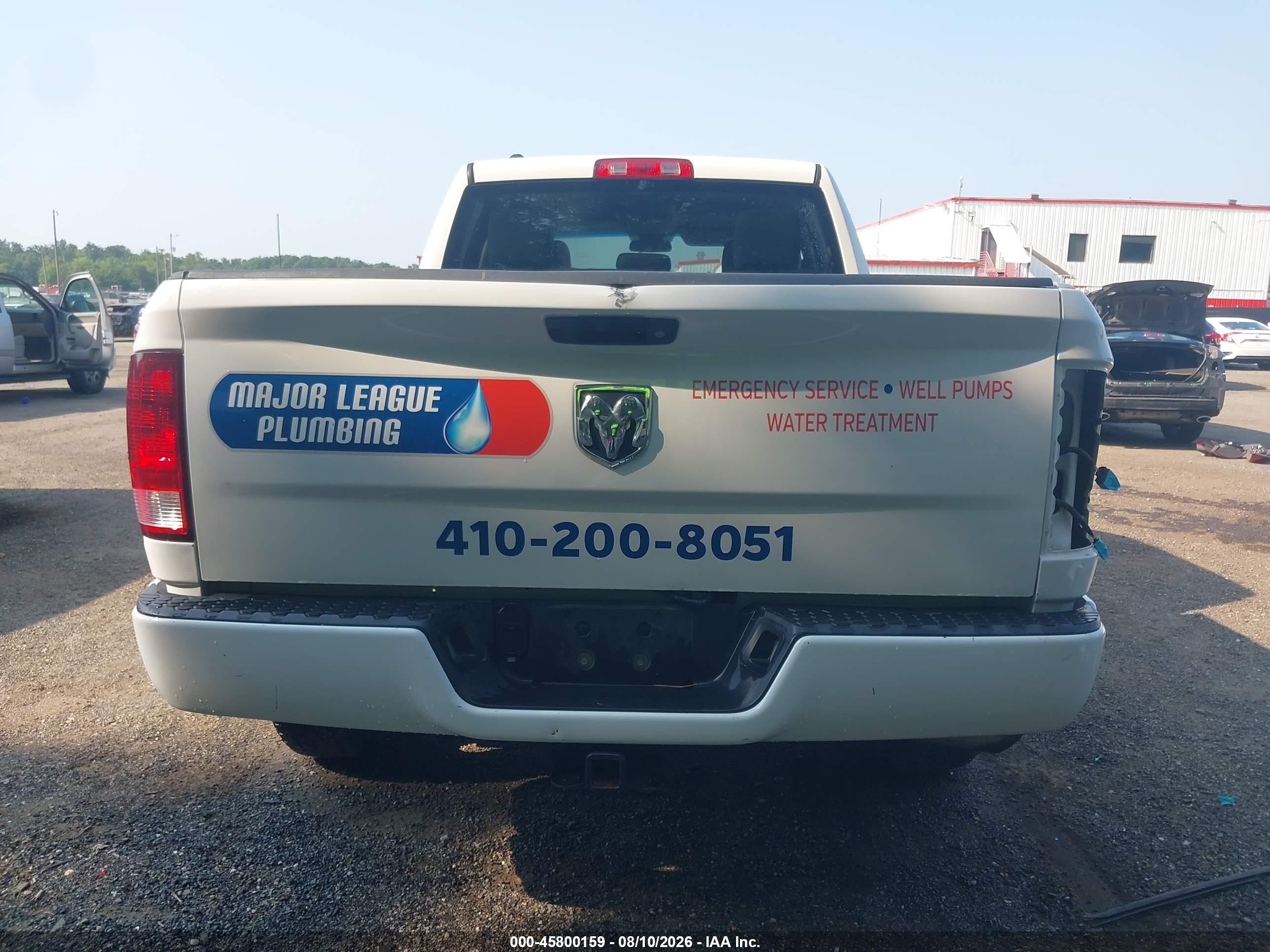 2015 Ram 1500 Express Белый vin: 1C6RR6FG0FS621702