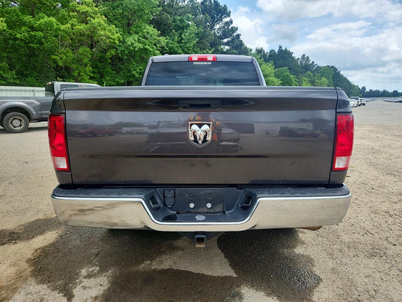 2022 Ram 1500 Classic Tradesman Gray vin: 1C6RR6FG2NS154832