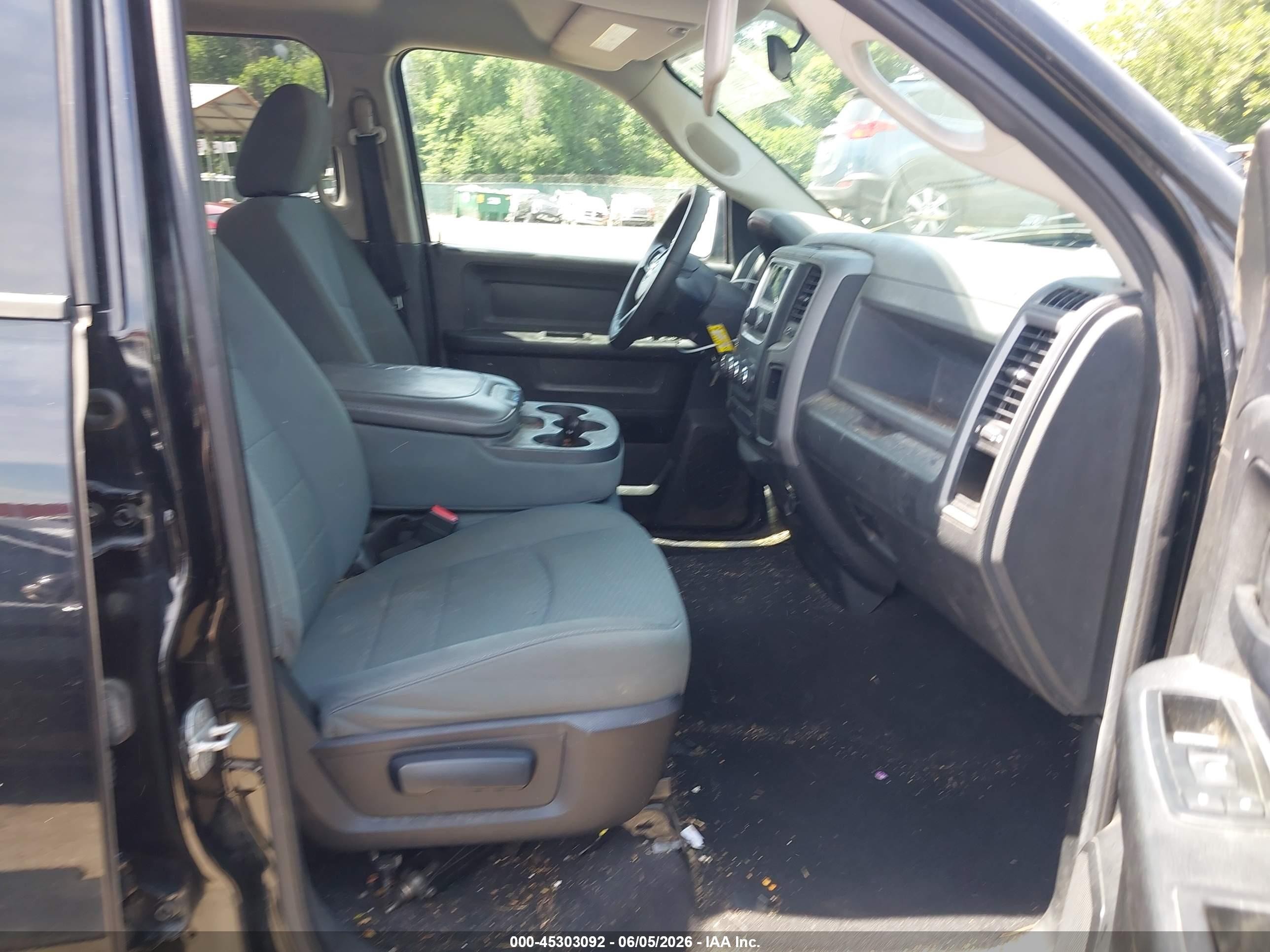 2014 Ram 1500 Tradesman Black vin: 1C6RR6FG3ES128501