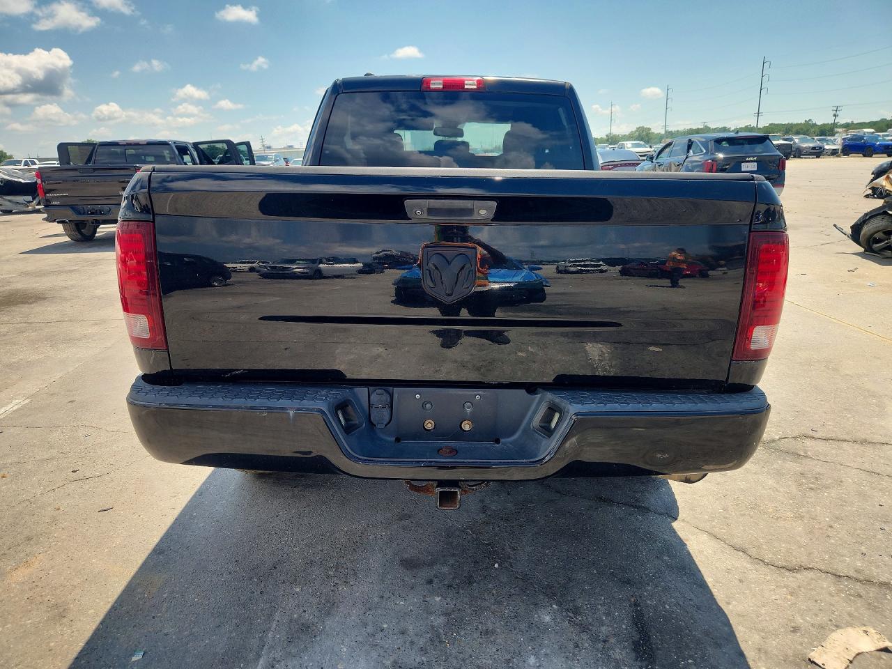 2014 Ram 1500 St Black vin: 1C6RR6FG3ES440530