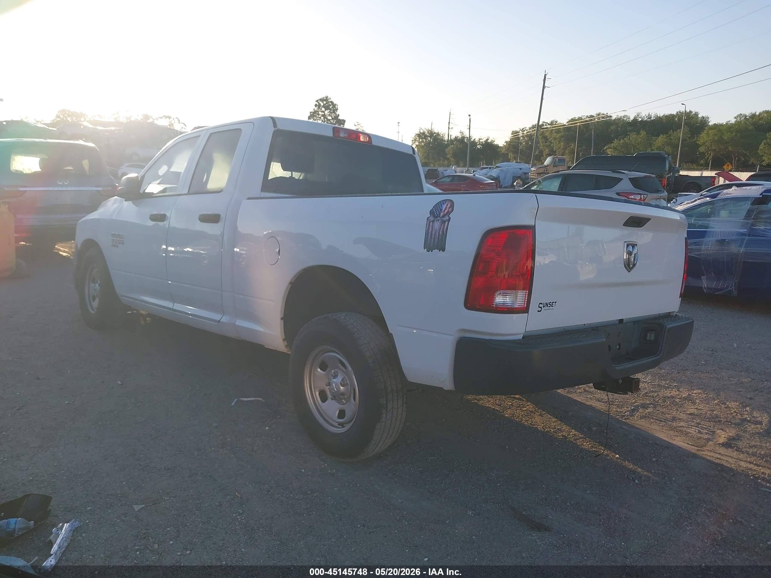 2019 Ram 1500 Classic Tradesman  4x2 6'4 Box White vin: 1C6RR6FG3KS610381