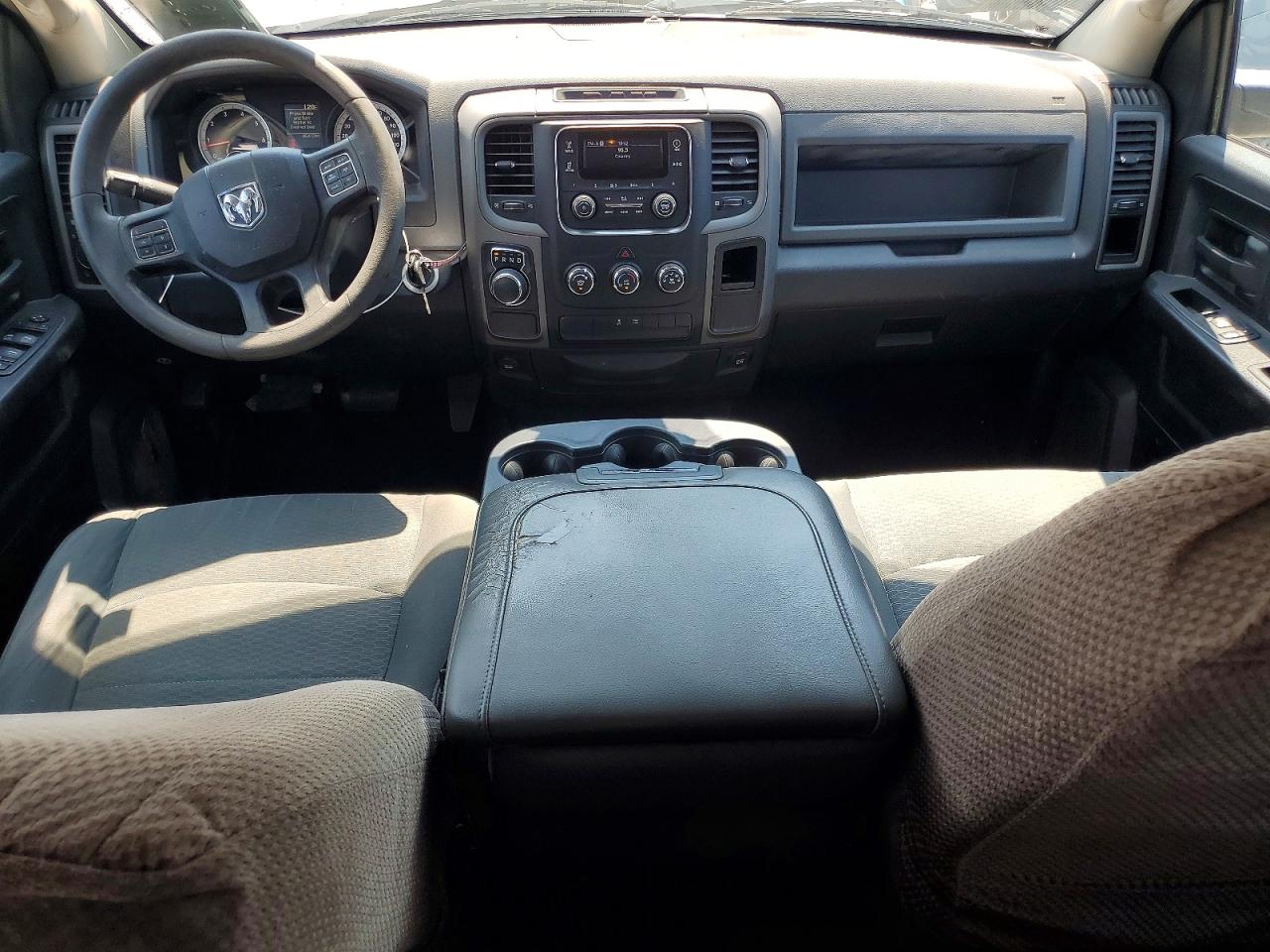 2013 Ram 1500 St Серый vin: 1C6RR6FG4DS550372