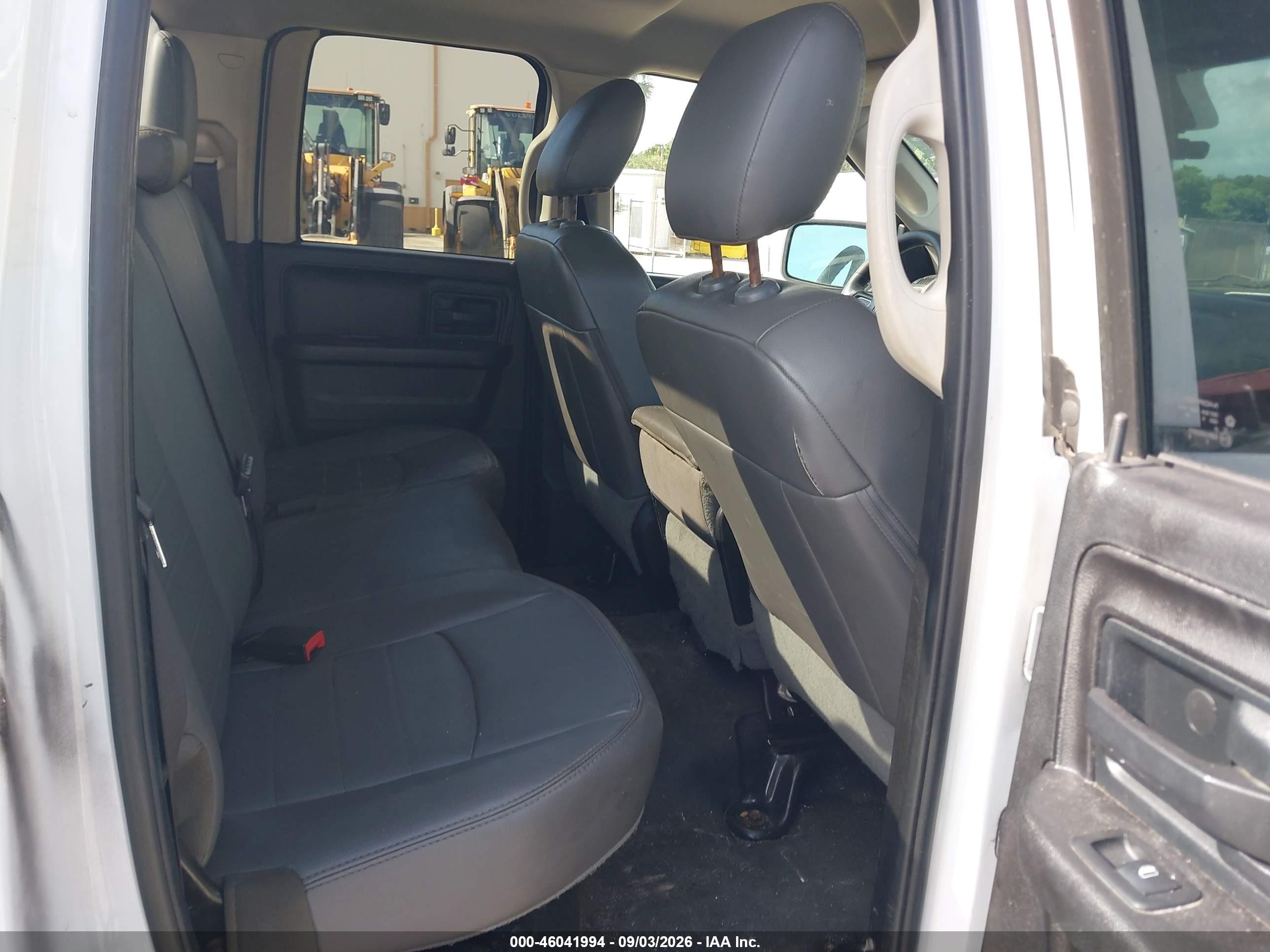 2015 Ram 1500 Tradesman White vin: 1C6RR6FG4FS554649