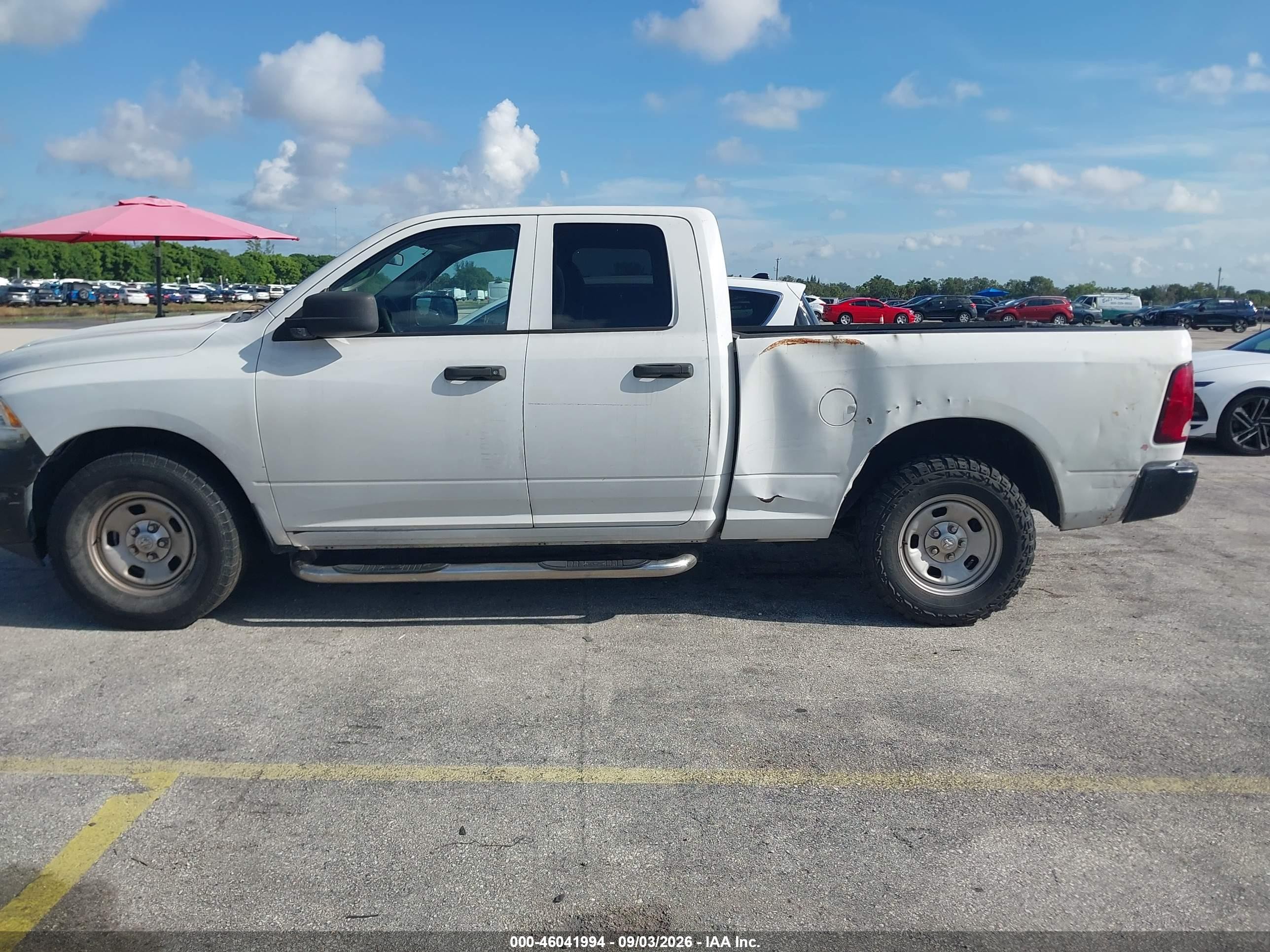 2015 Ram 1500 Tradesman White vin: 1C6RR6FG4FS554649