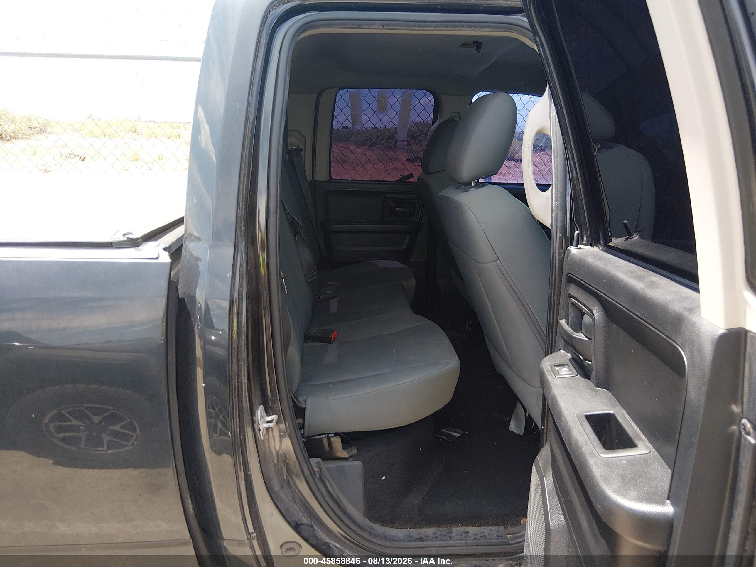 2015 Ram 1500 Express Black vin: 1C6RR6FG4FS709507