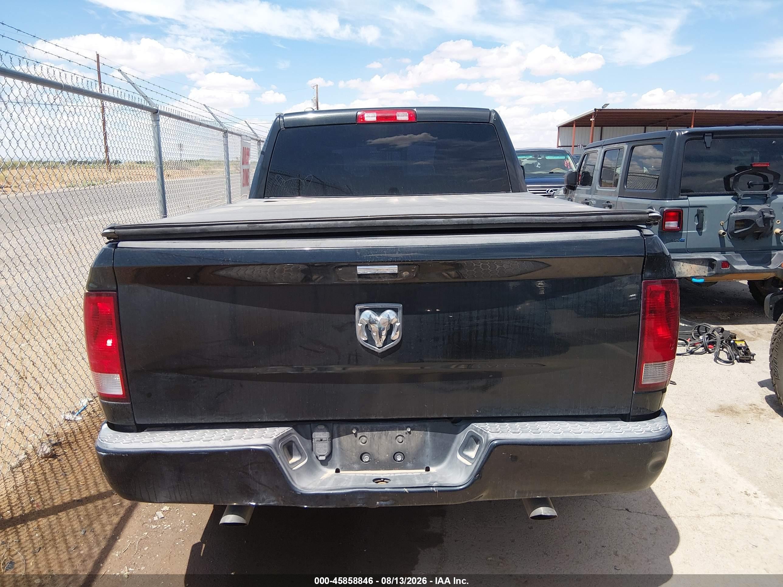 2015 Ram 1500 Express Black vin: 1C6RR6FG4FS709507