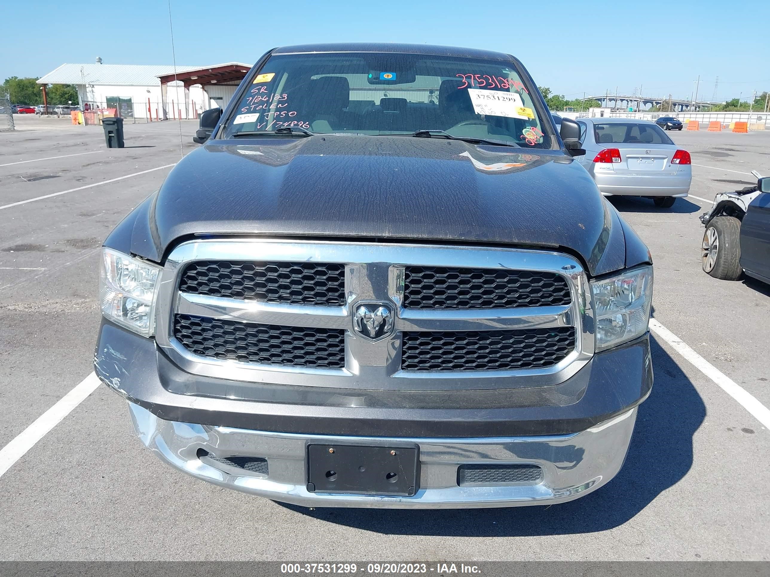 2019 Ram 1500 Classic Tradesman  4x2 6'4" Box Gray vin: 1C6RR6FG4KS674896