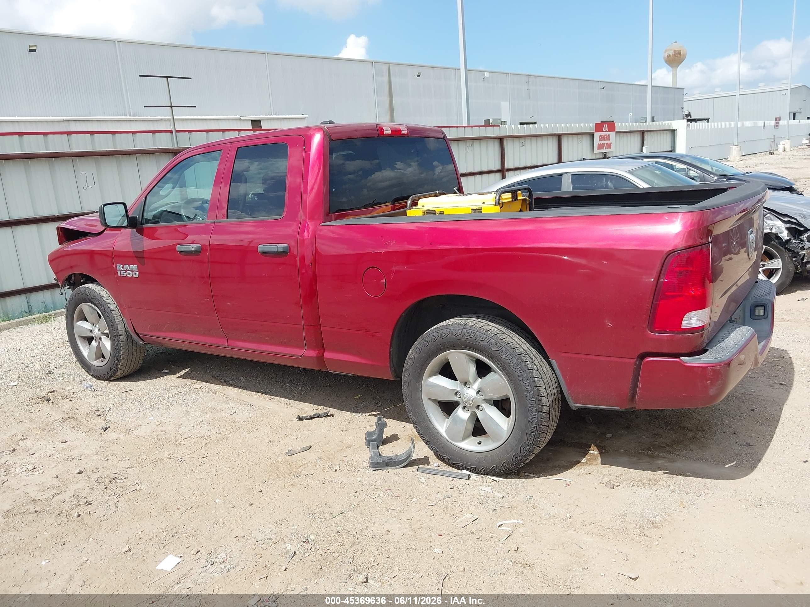 2015 Ram 1500 Express Red vin: 1C6RR6FG5FS505752