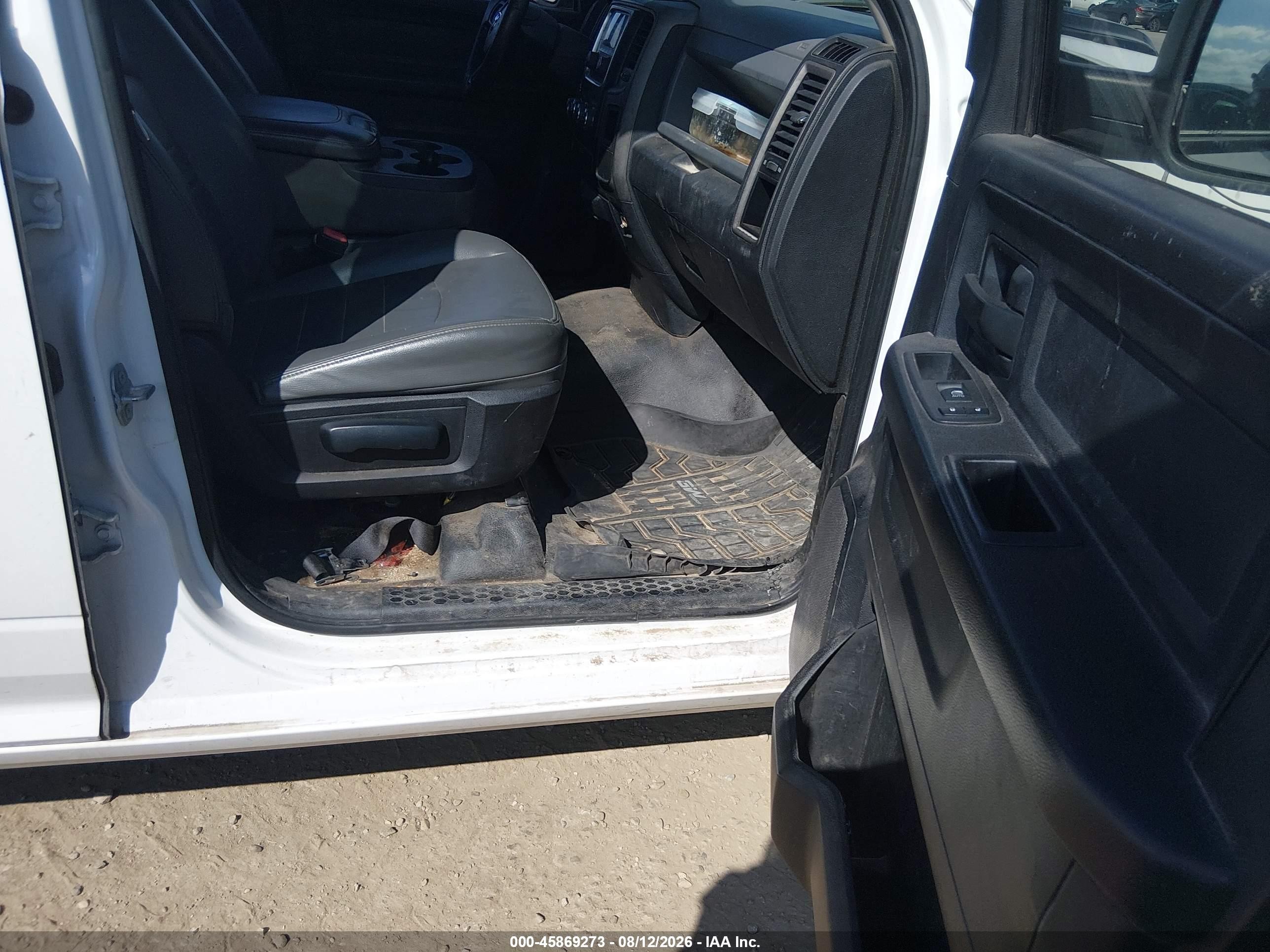 2015 Ram 1500 Tradesman White vin: 1C6RR6FG6FS779378