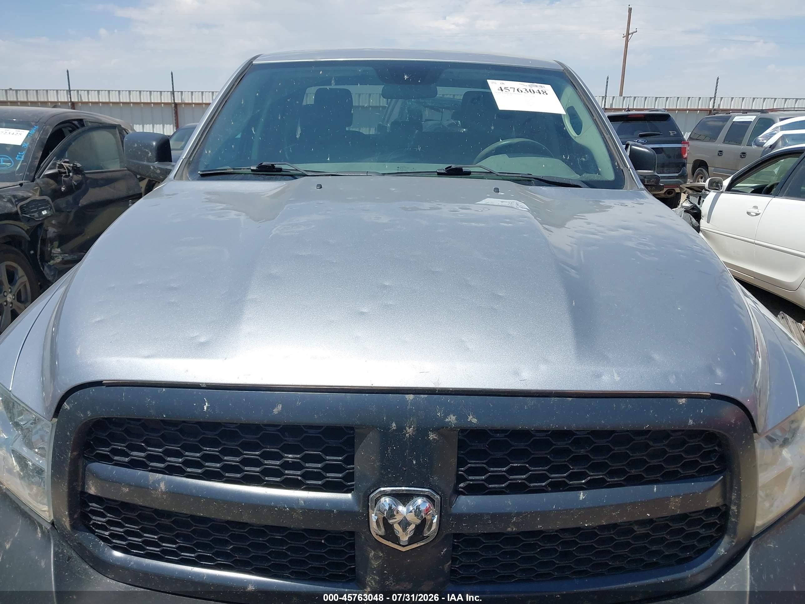 2020 Ram 1500 Classic Tradesman  4x2 6'4 Box Silver vin: 1C6RR6FG7LS139501