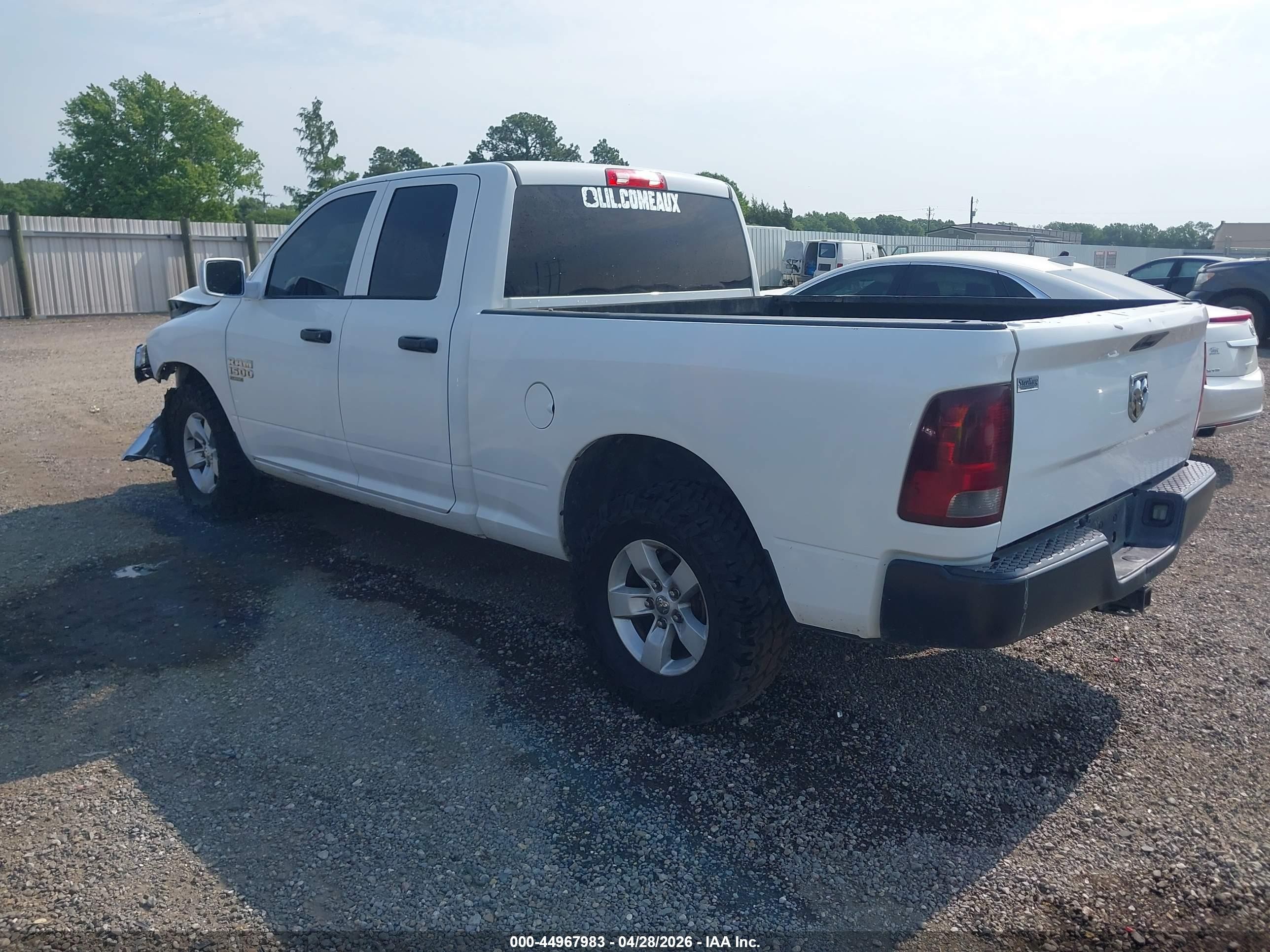 2019 Ram 1500 Classic Tradesman  4x2 6'4 Box White vin: 1C6RR6FG8KS529893