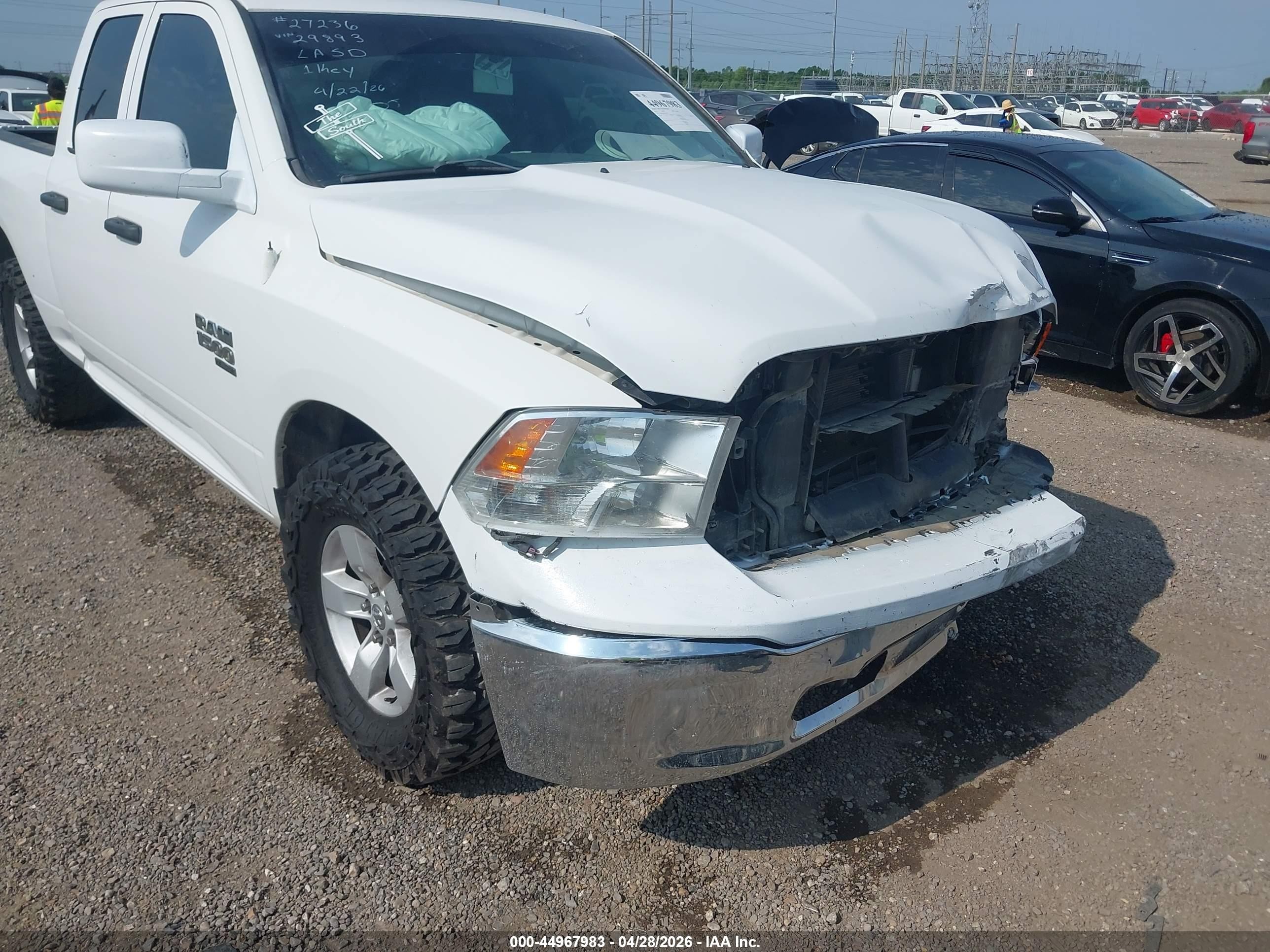 2019 Ram 1500 Classic Tradesman  4x2 6'4 Box White vin: 1C6RR6FG8KS529893