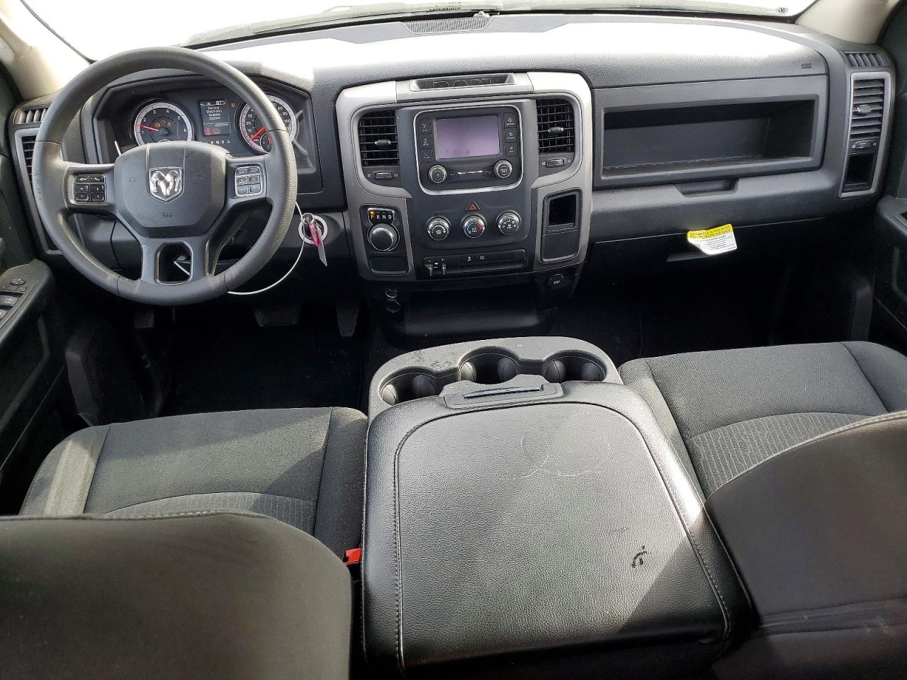 2024 Dodge Ram 1500 White vin: 1C6RR6FG8RS152685