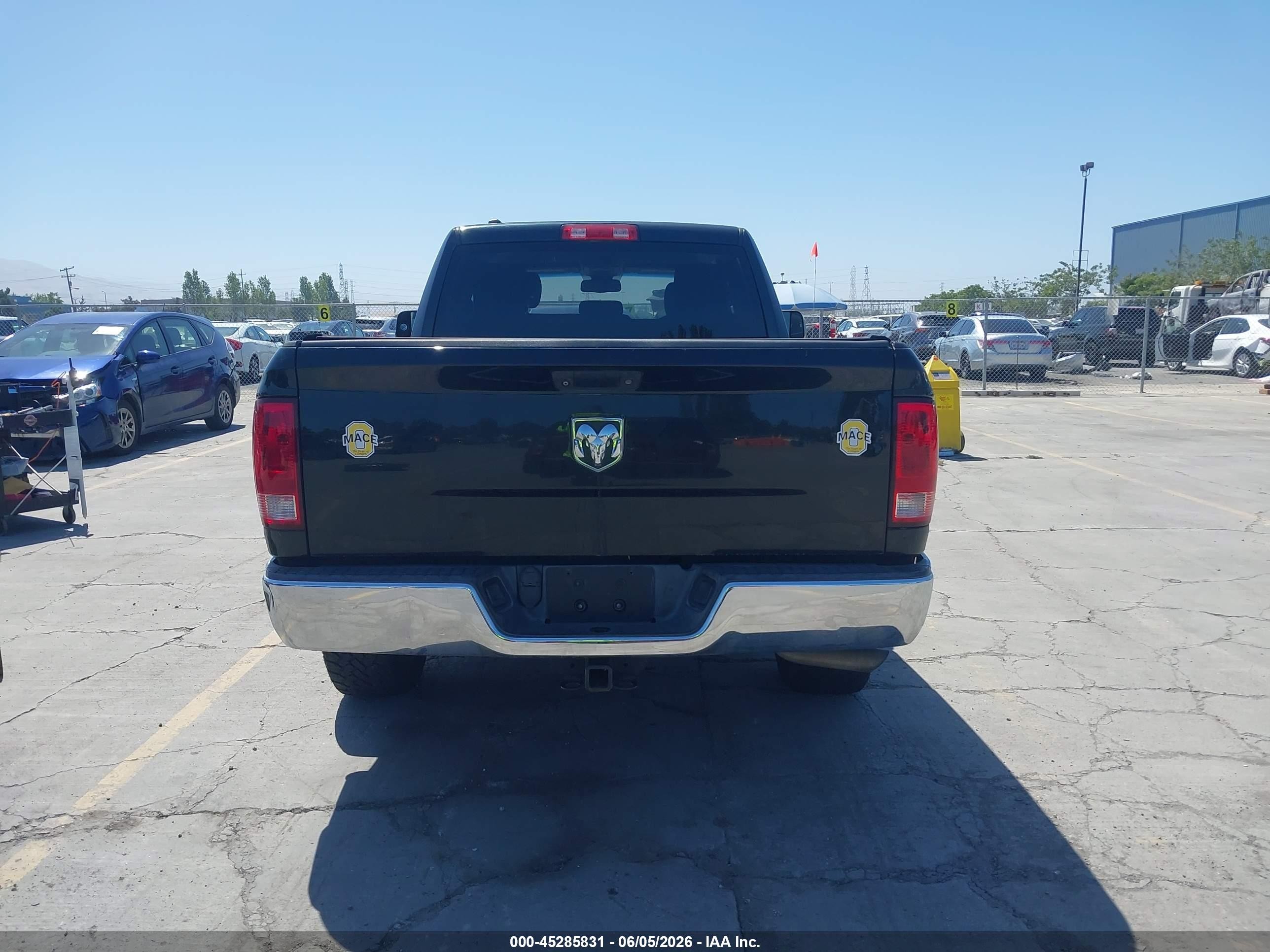 2015 Ram 1500 Tradesman Black vin: 1C6RR6FG9FS693059