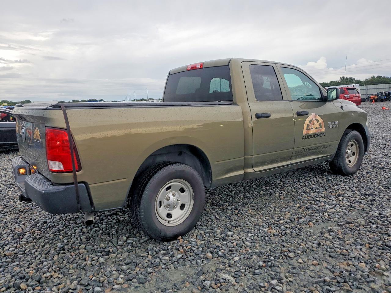 2015 Ram 1500 St Tan vin: 1C6RR6FG9FS702679
