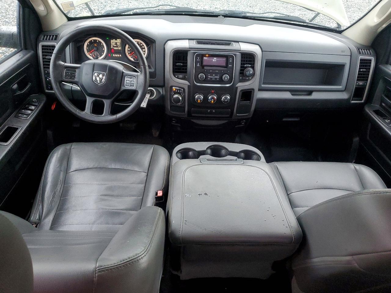 2015 Ram 1500 St Tan vin: 1C6RR6FG9FS702679