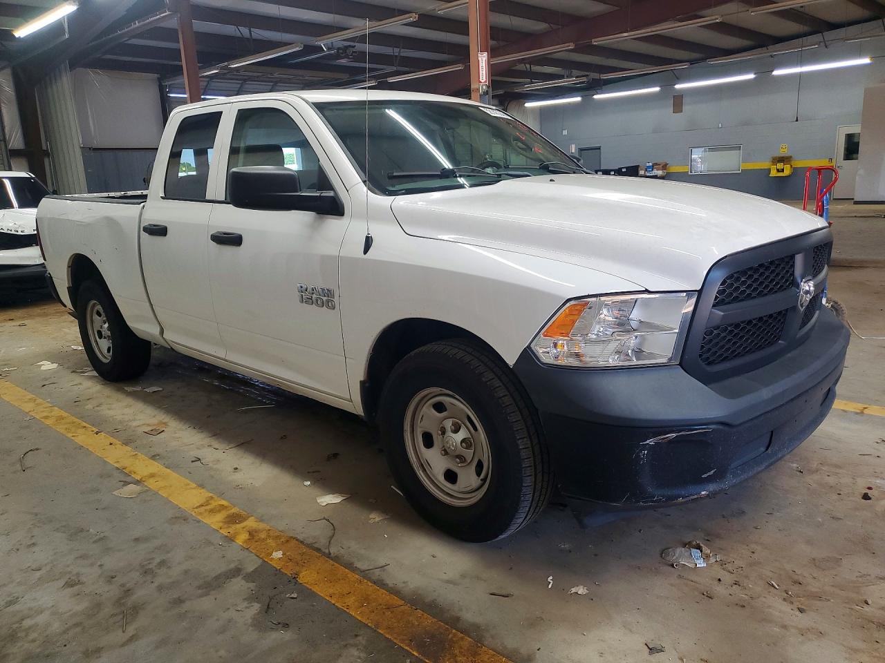 2015 Ram 1500 St White vin: 1C6RR6FGXFS709284