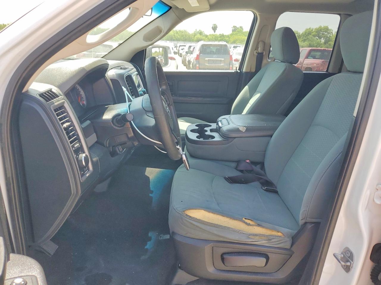 2015 Ram 1500 St White vin: 1C6RR6FGXFS755813