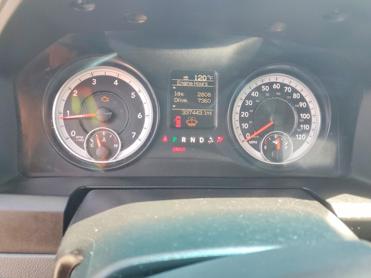 2015 Ram 1500 St White vin: 1C6RR6FGXFS755813