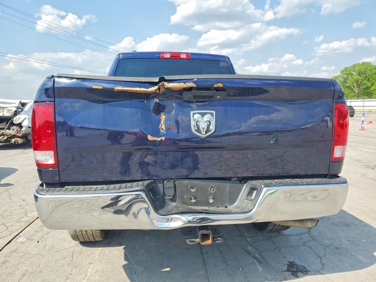 2018 Ram 1500 St Blue vin: 1C6RR6FGXJS340547