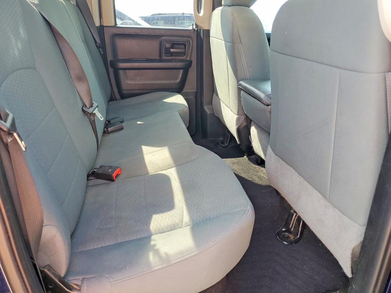 2018 Ram 1500 St Blue vin: 1C6RR6FGXJS340547