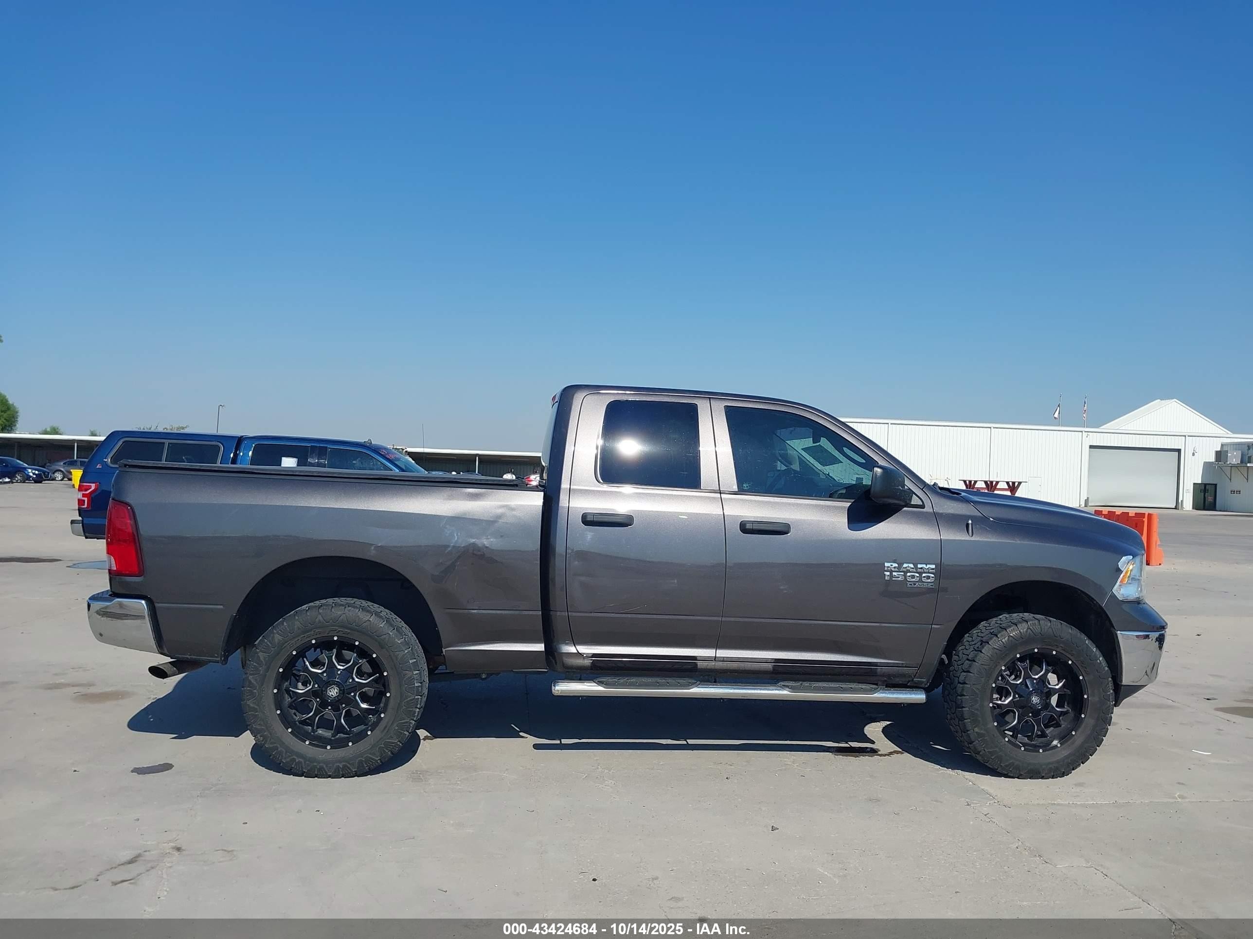 2020 Ram 1500 Classic Tradesman  4x2 6'4 Box Gray vin: 1C6RR6FGXLS138956