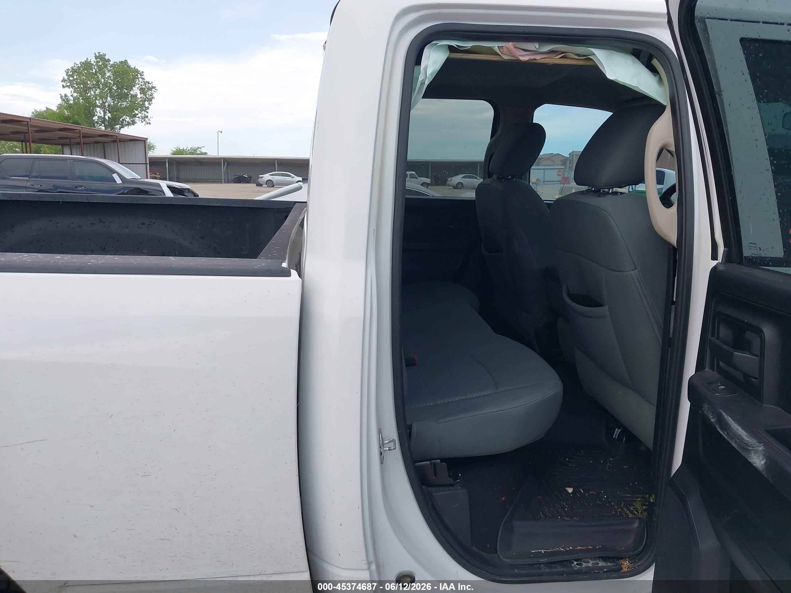 2013 Ram 1500 Tradesman White vin: 1C6RR6FP0DS500858