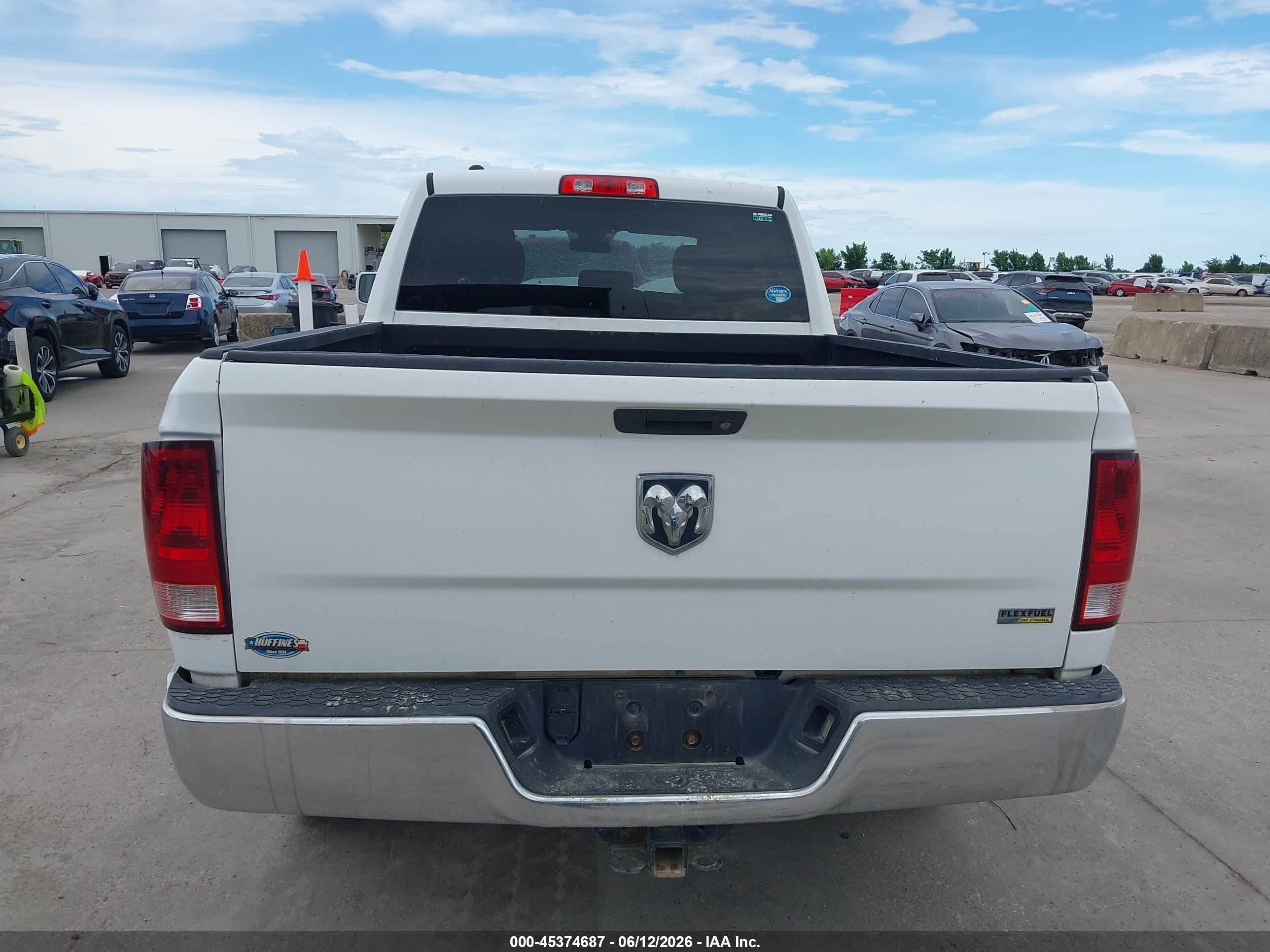 2013 Ram 1500 Tradesman White vin: 1C6RR6FP0DS500858