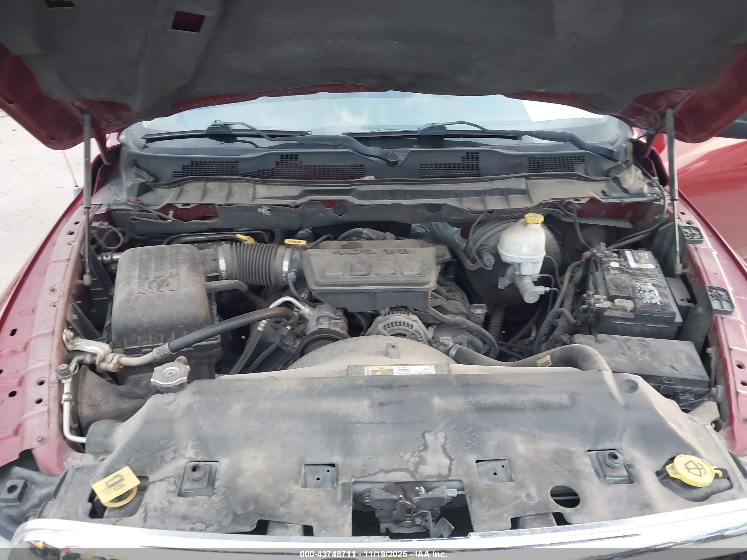 2013 Ram 1500 Tradesman Красный vin: 1C6RR6FP1DS558218