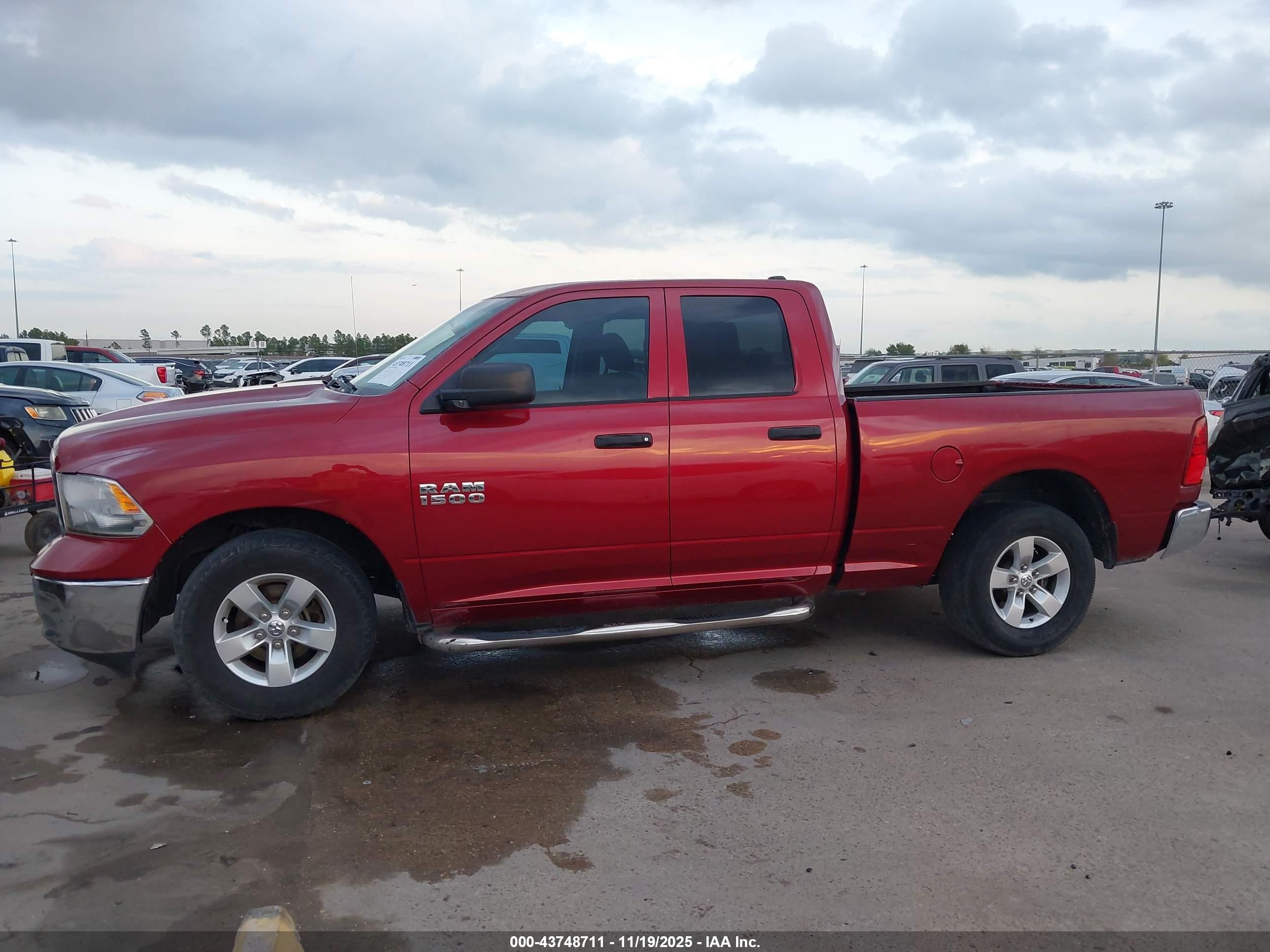 2013 Ram 1500 Tradesman Красный vin: 1C6RR6FP1DS558218