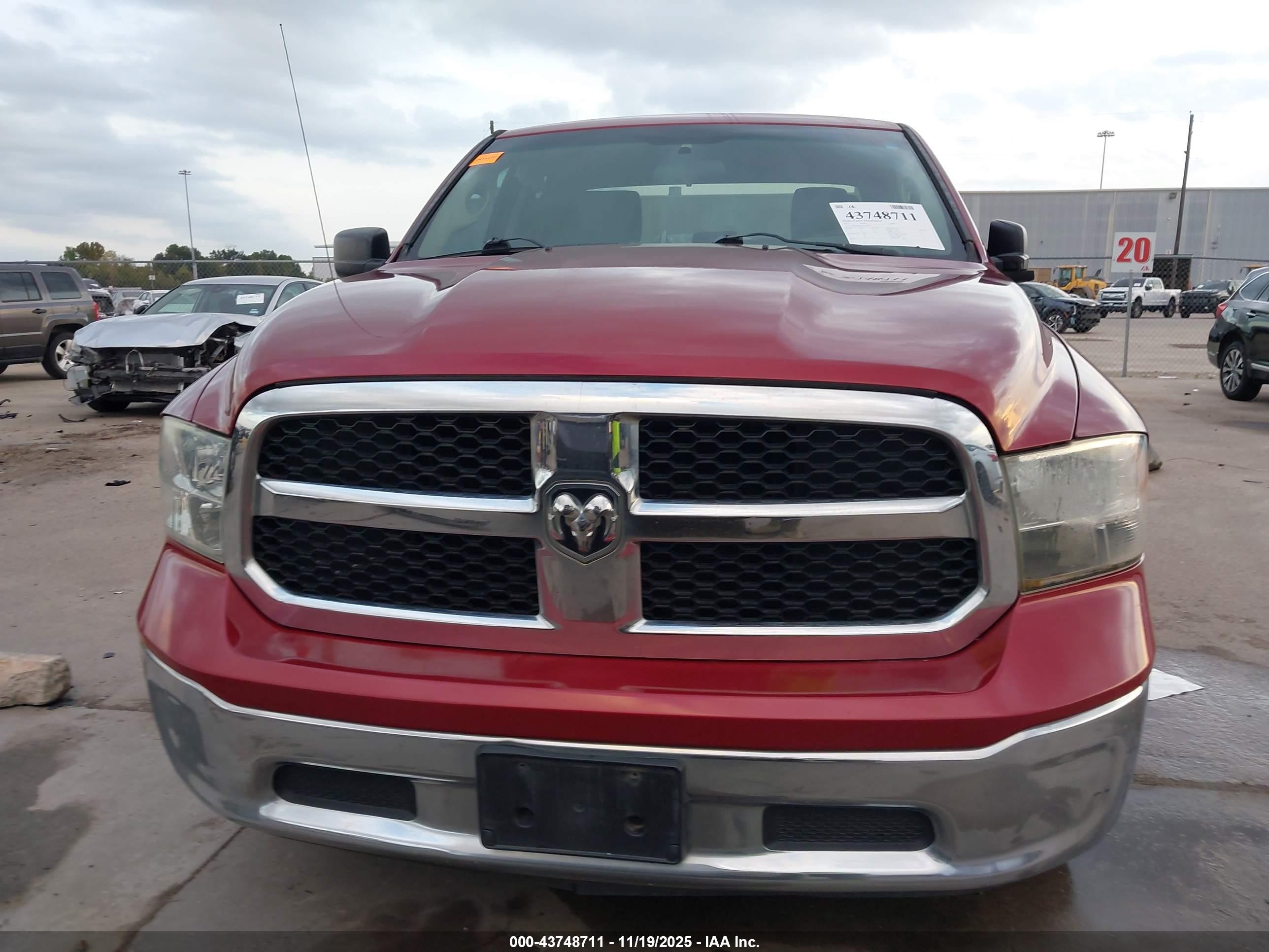 2013 Ram 1500 Tradesman Красный vin: 1C6RR6FP1DS558218