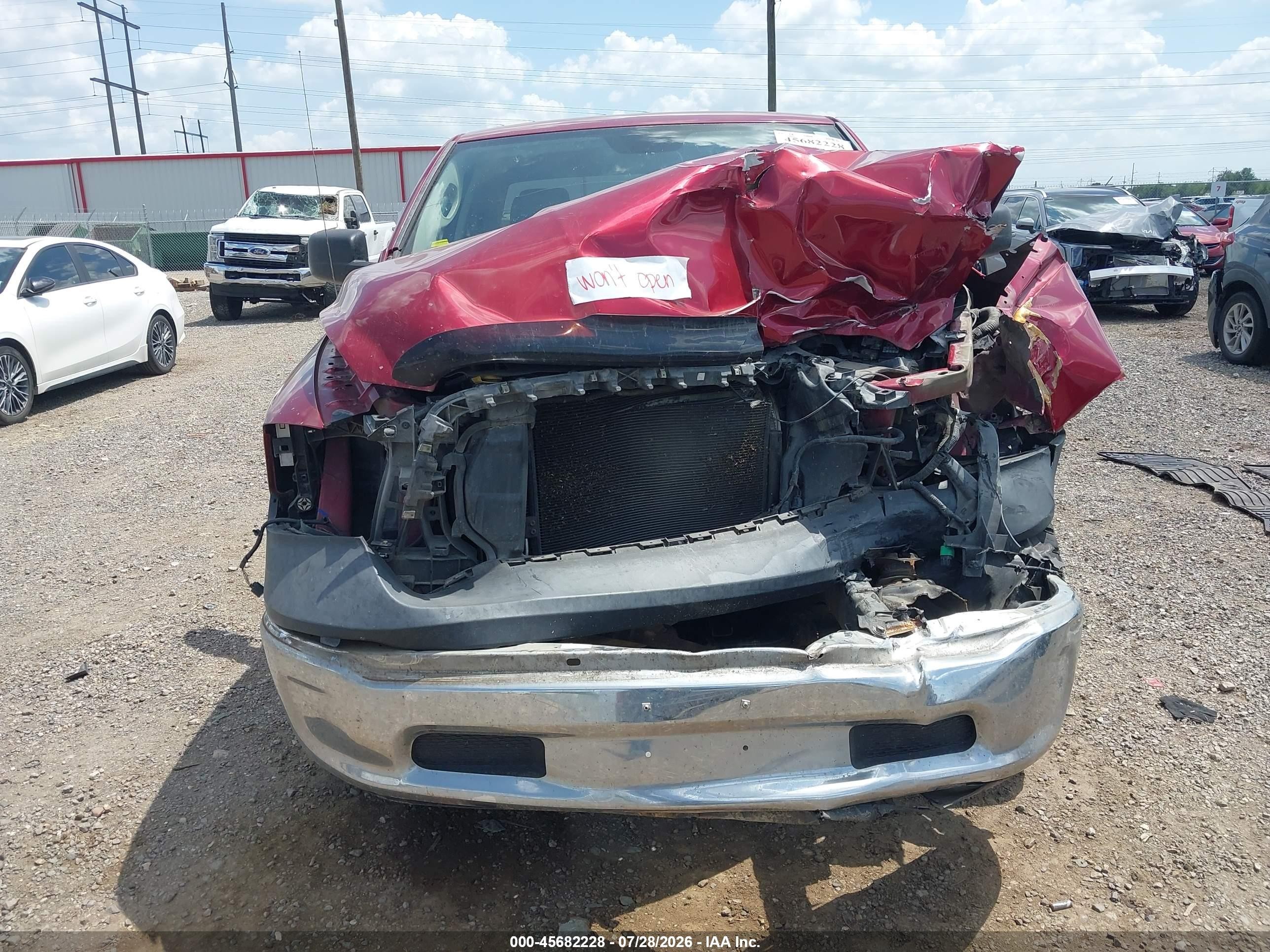2013 Ram 1500 Tradesman Red vin: 1C6RR6FPXDS529798