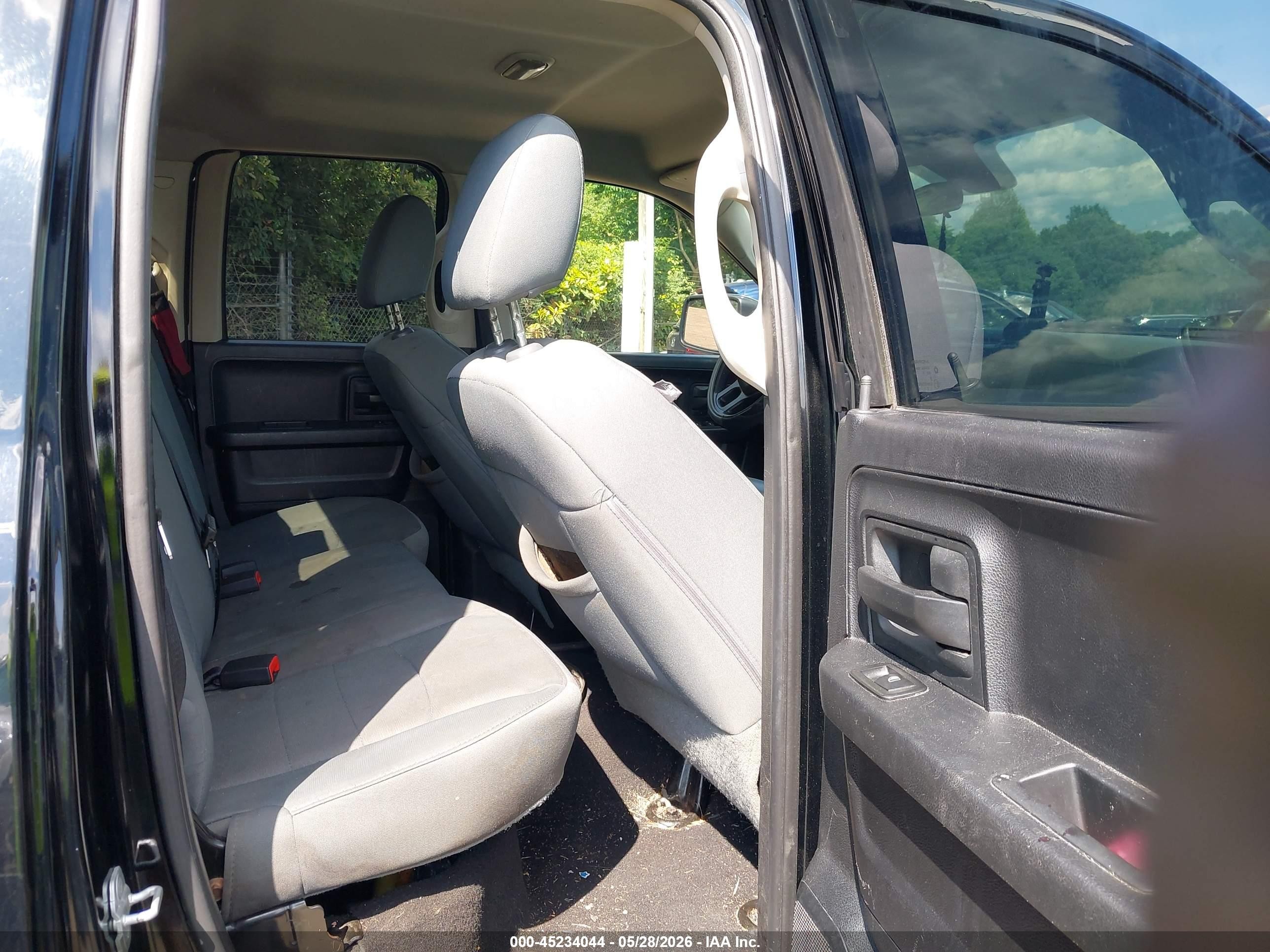 2013 Ram 1500 Tradesman Черный vin: 1C6RR6FPXDS538050