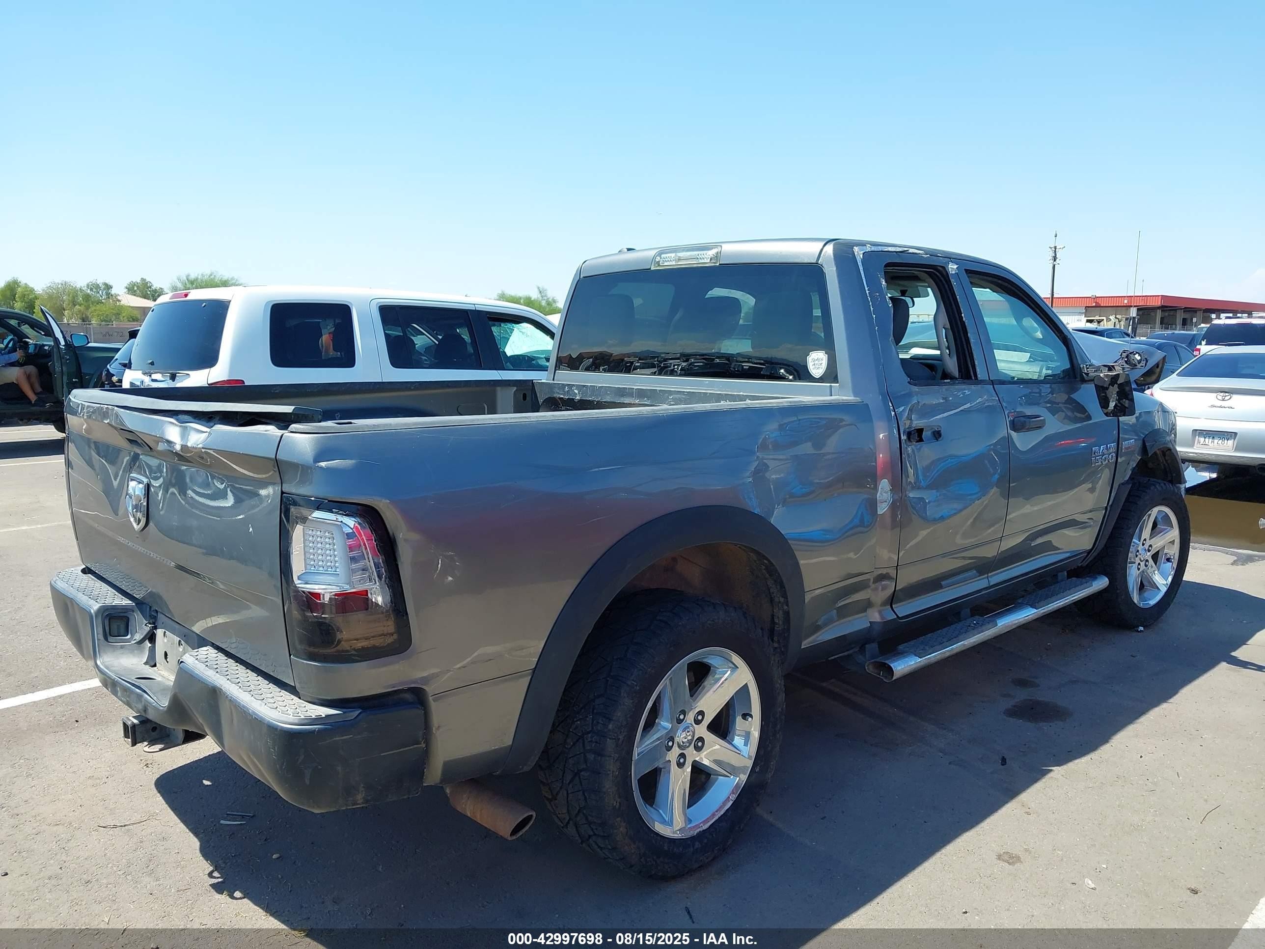 2013 Ram 1500 Tradesman Gray vin: 1C6RR6FT1DS558460