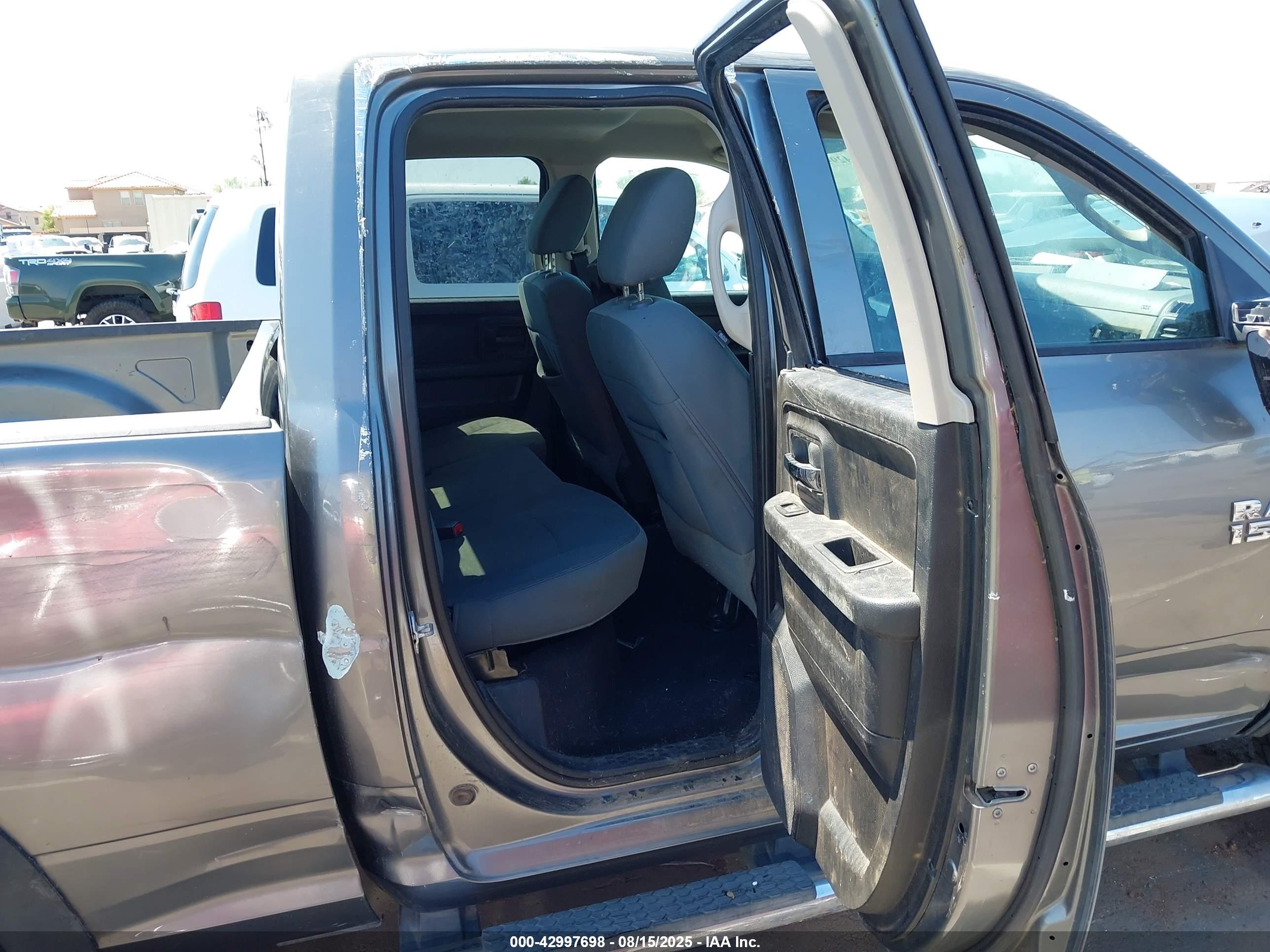 2013 Ram 1500 Tradesman Gray vin: 1C6RR6FT1DS558460