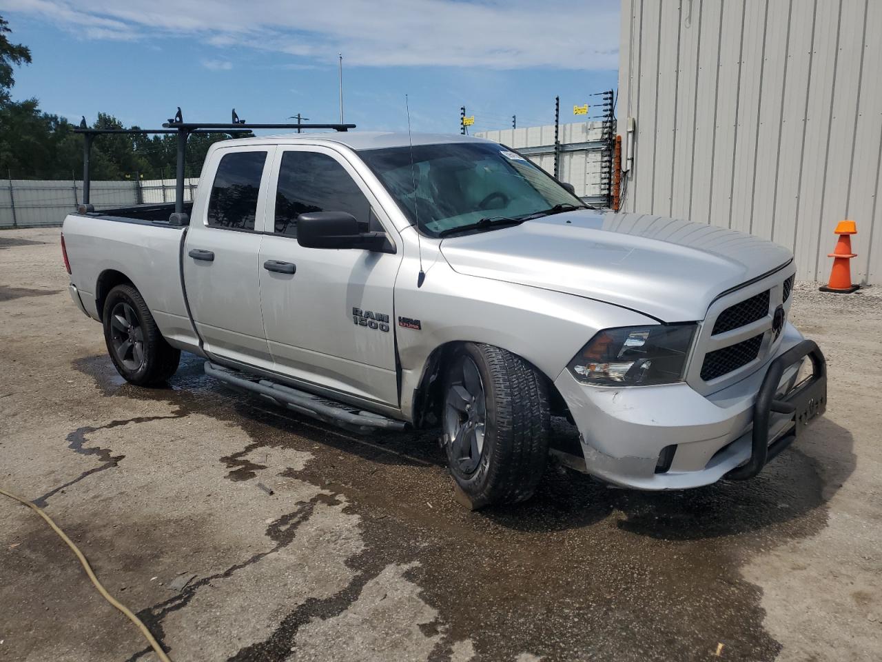 2018 Ram 1500 St Silver vin: 1C6RR6FT1JS218964