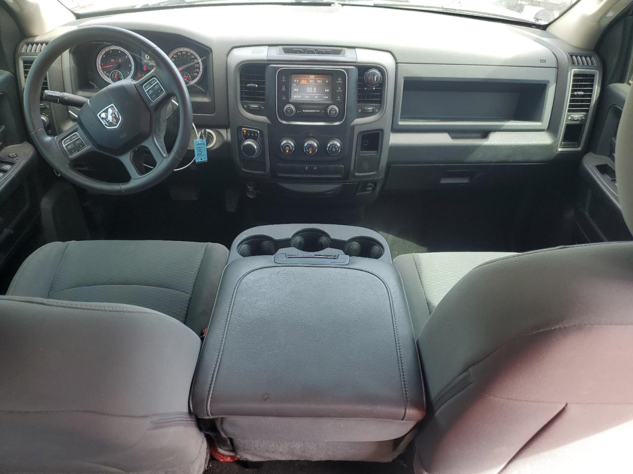 2018 Ram 1500 St Silver vin: 1C6RR6FT1JS218964