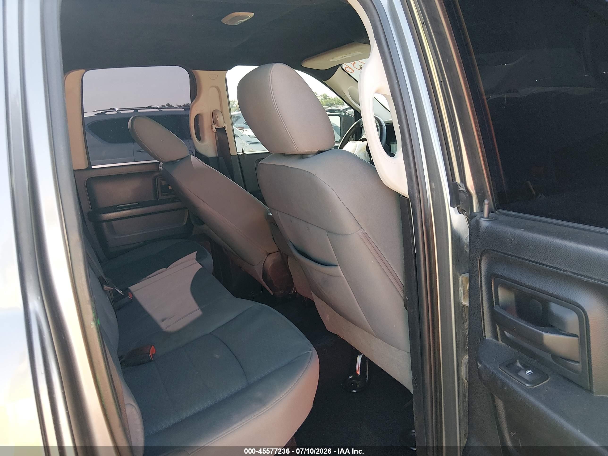 2013 Ram 1500 Tradesman Gray vin: 1C6RR6FT2DS549928