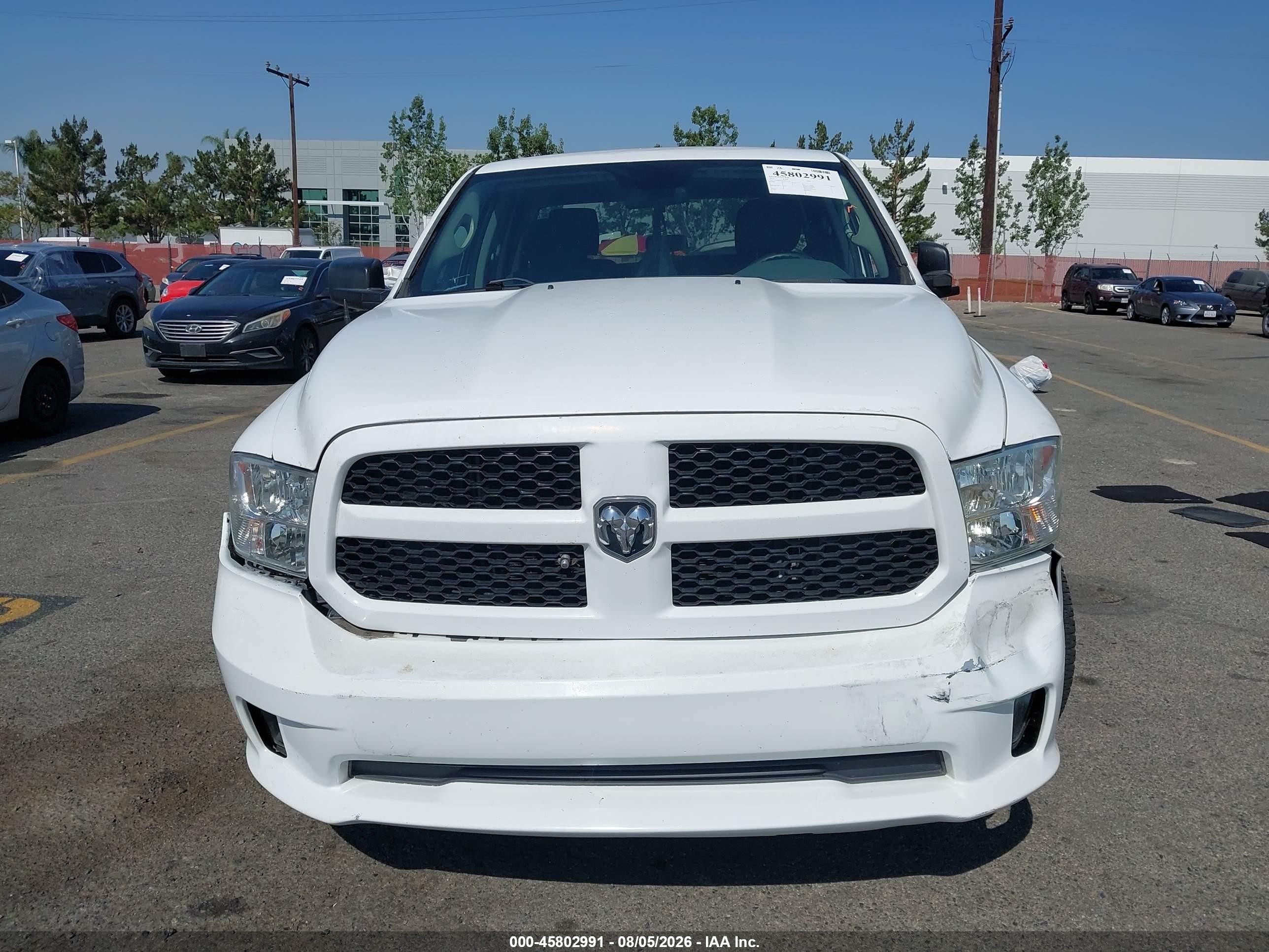 2013 Ram 1500 Express White vin: 1C6RR6FT2DS573131