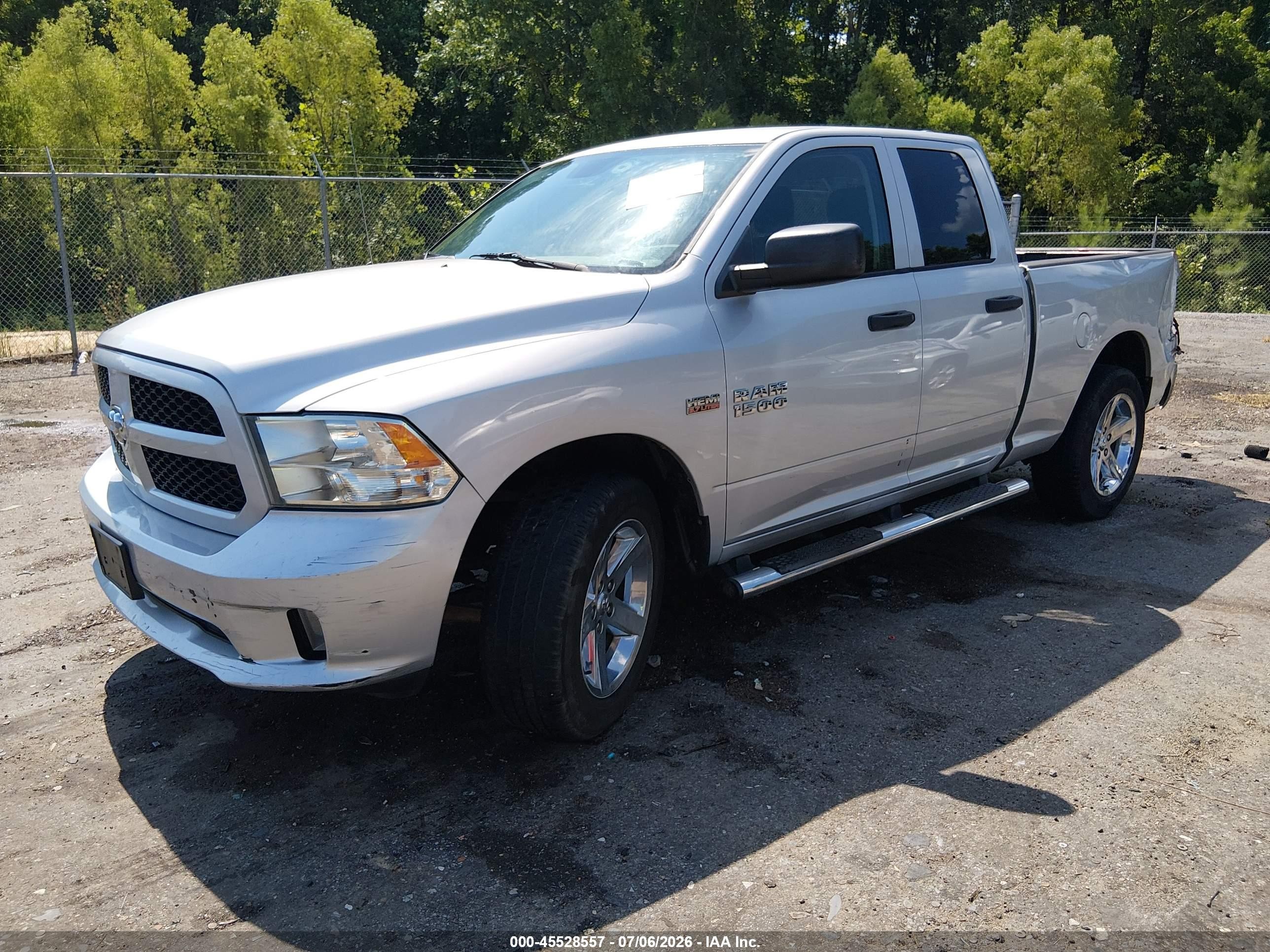 2014 Ram 1500 Express Silver vin: 1C6RR6FT2ES101559