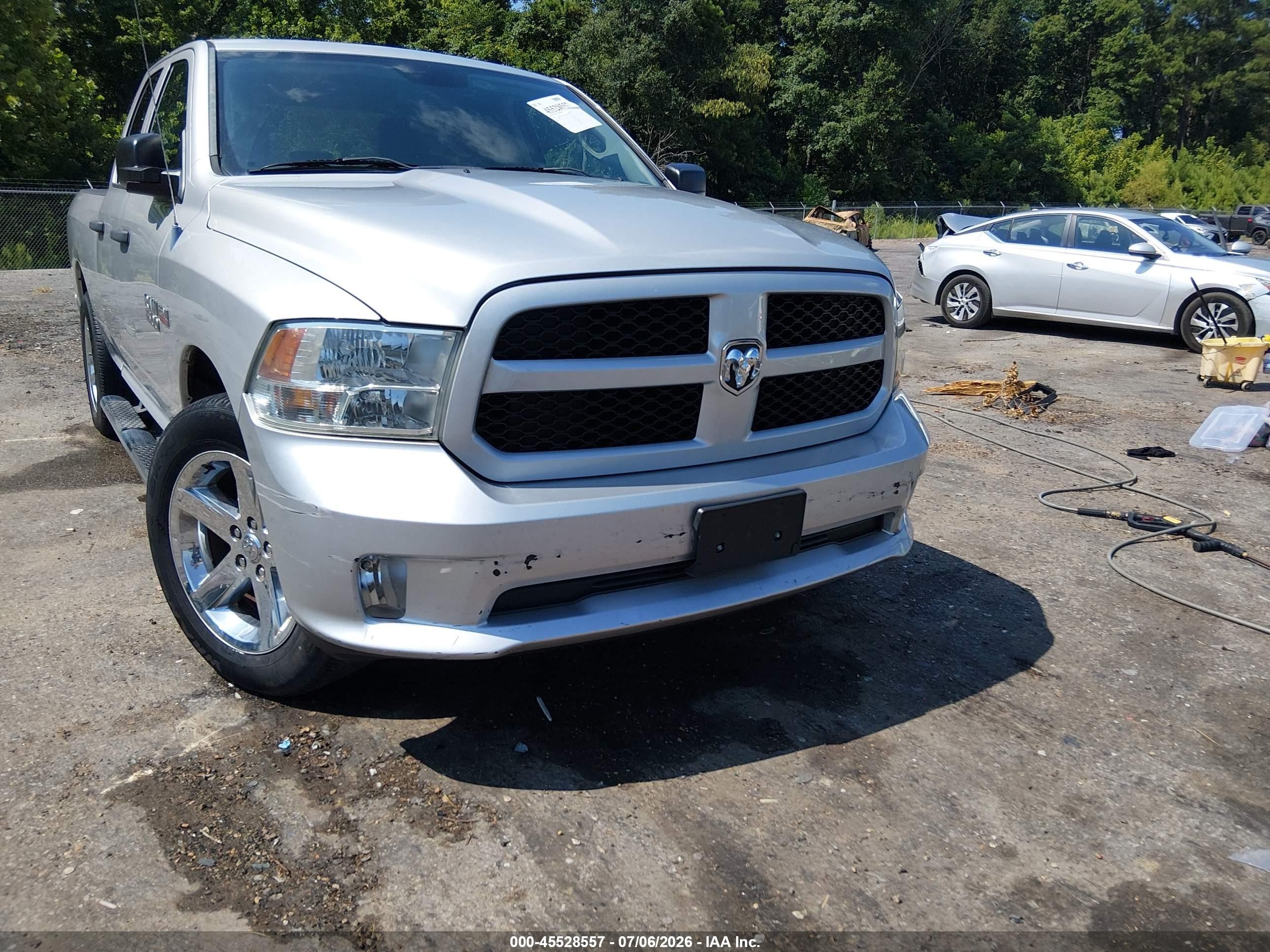 2014 Ram 1500 Express Silver vin: 1C6RR6FT2ES101559