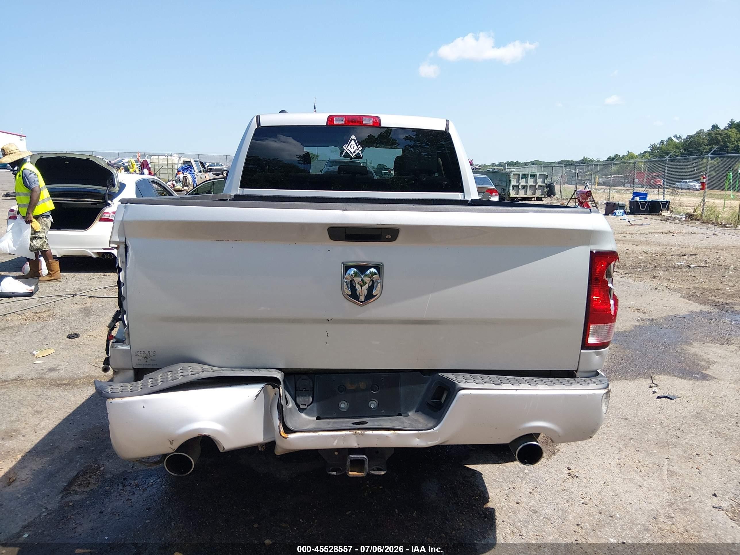 2014 Ram 1500 Express Silver vin: 1C6RR6FT2ES101559