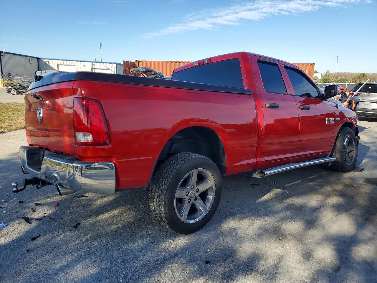 2015 Ram 1500 St Red vin: 1C6RR6FT2FS567445