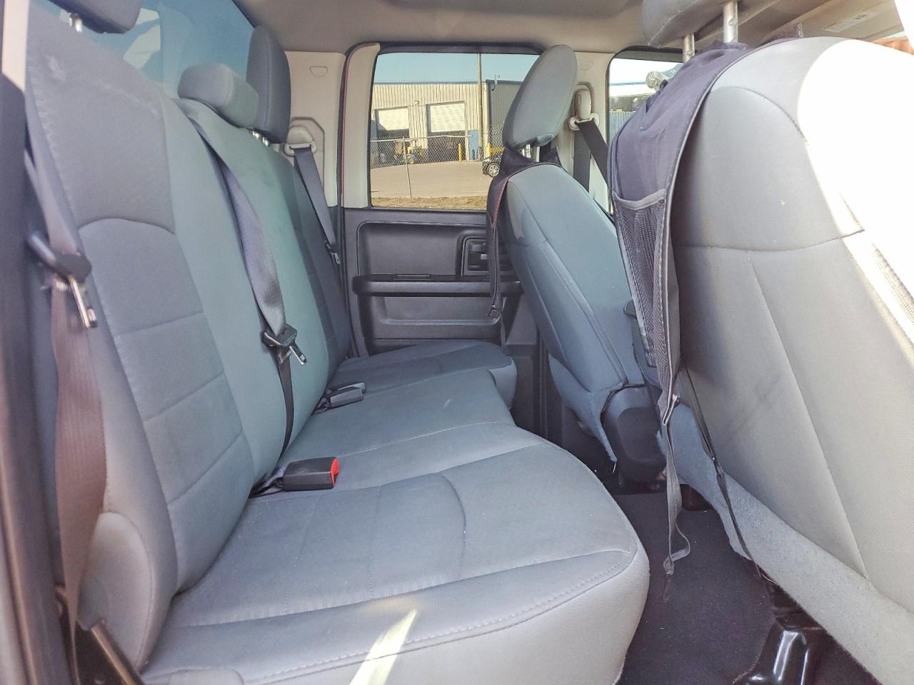 2015 Ram 1500 St Red vin: 1C6RR6FT2FS567445
