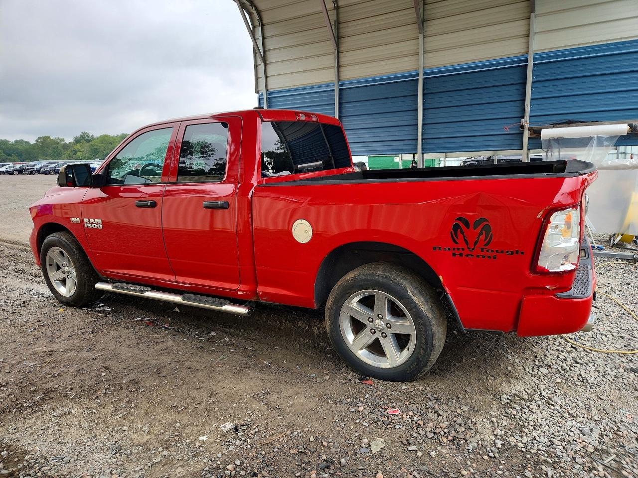 2015 Ram 1500 St Red vin: 1C6RR6FT2FS567459